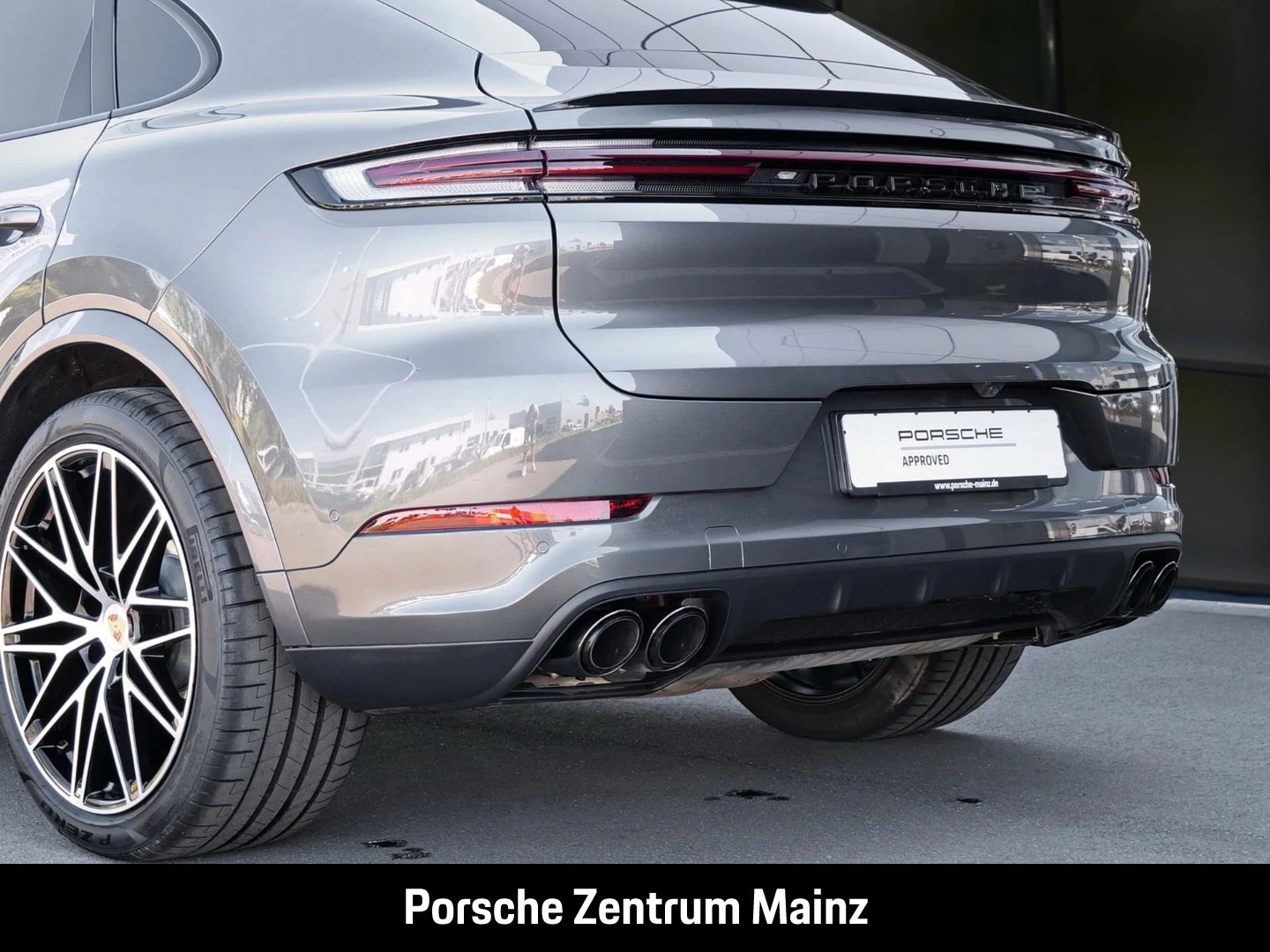 Porsche-Cayenne-image-12