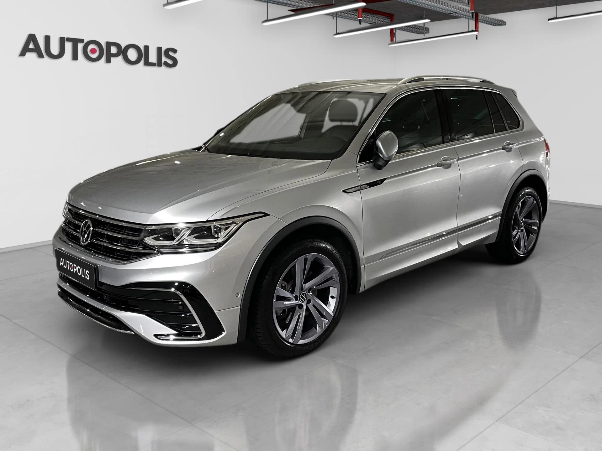 Volkswagen-Tiguan-image-0