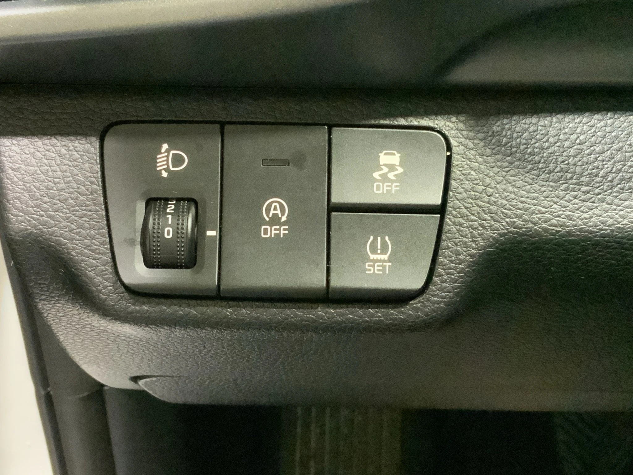 Kia-Stonic-image-19