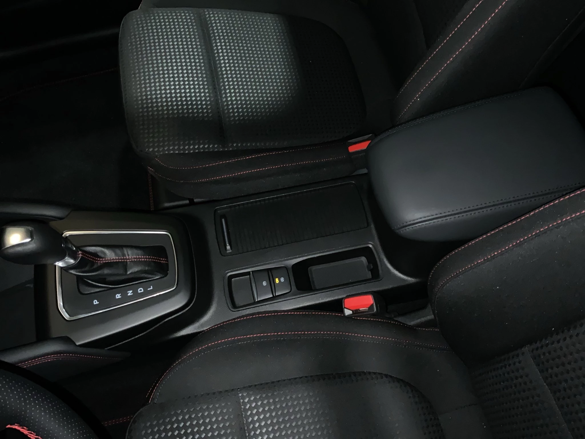 Ford Focus ST-Line X Turnier Aut.*AHK*ACC*HUD*KAM*NAVI*WINTER-PKT.
