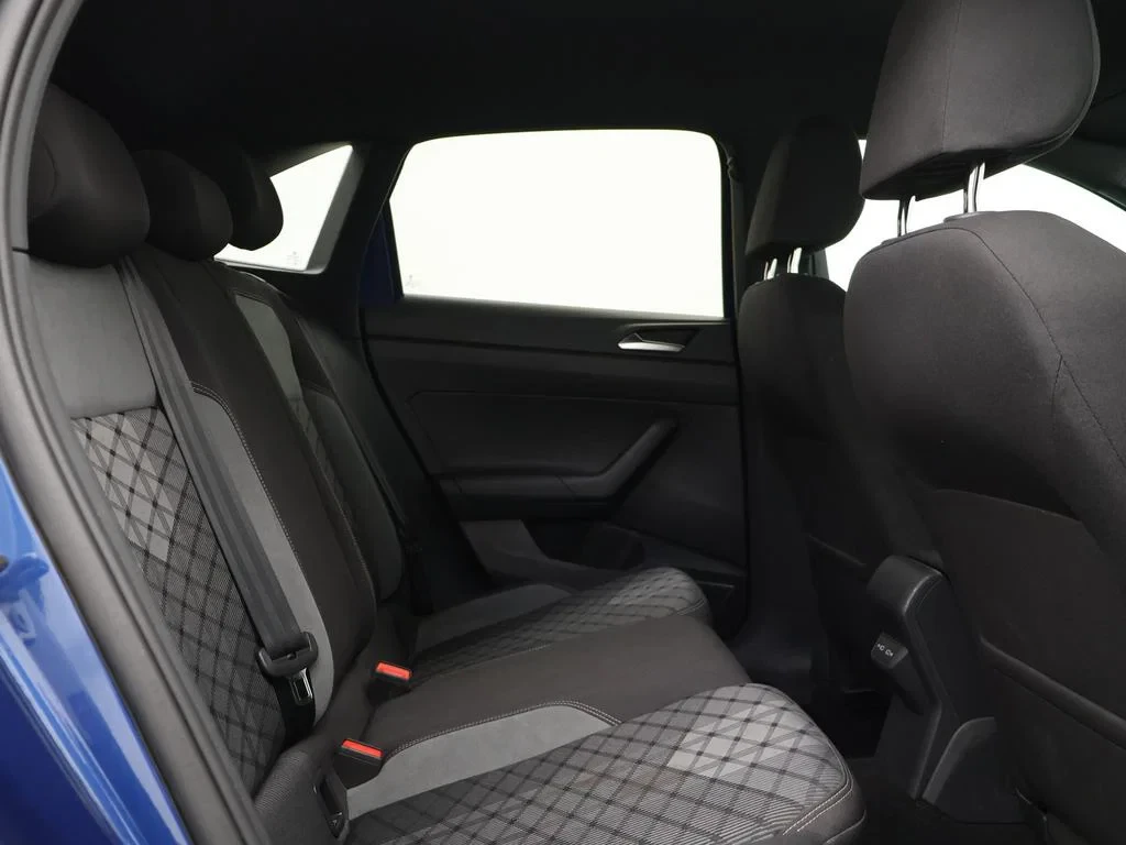 Volkswagen-Taigo-image-10