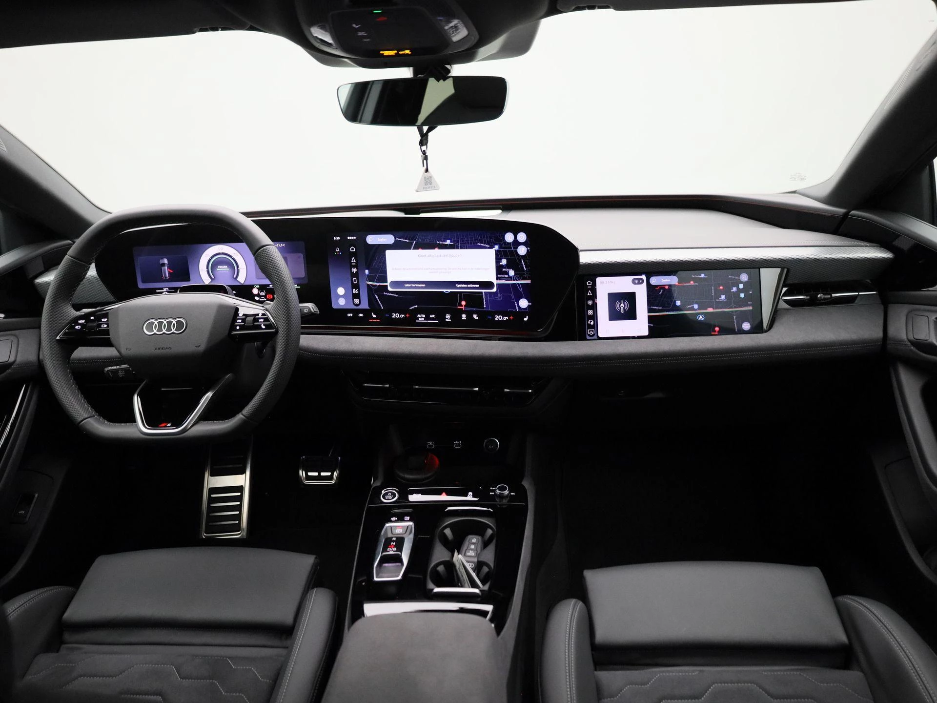 Audi-A6 Avant e-tron-image-53