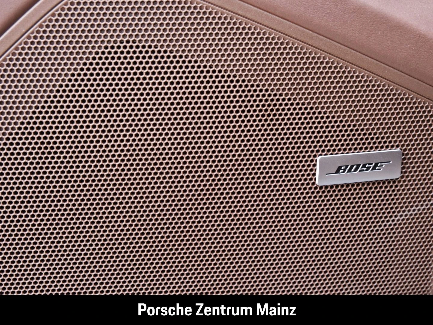 Porsche-Cayenne-image-31