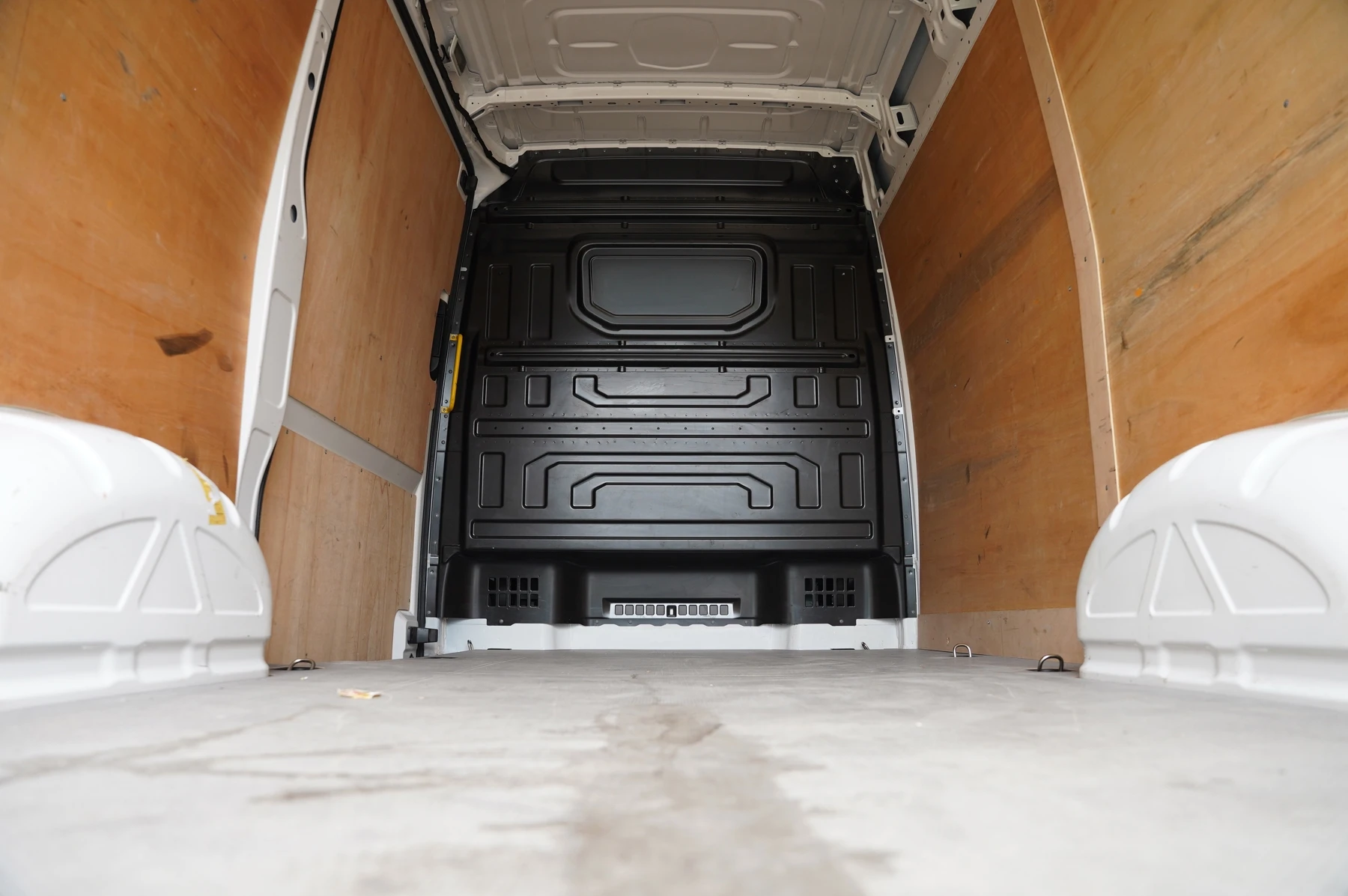 Volkswagen-Crafter-image-35