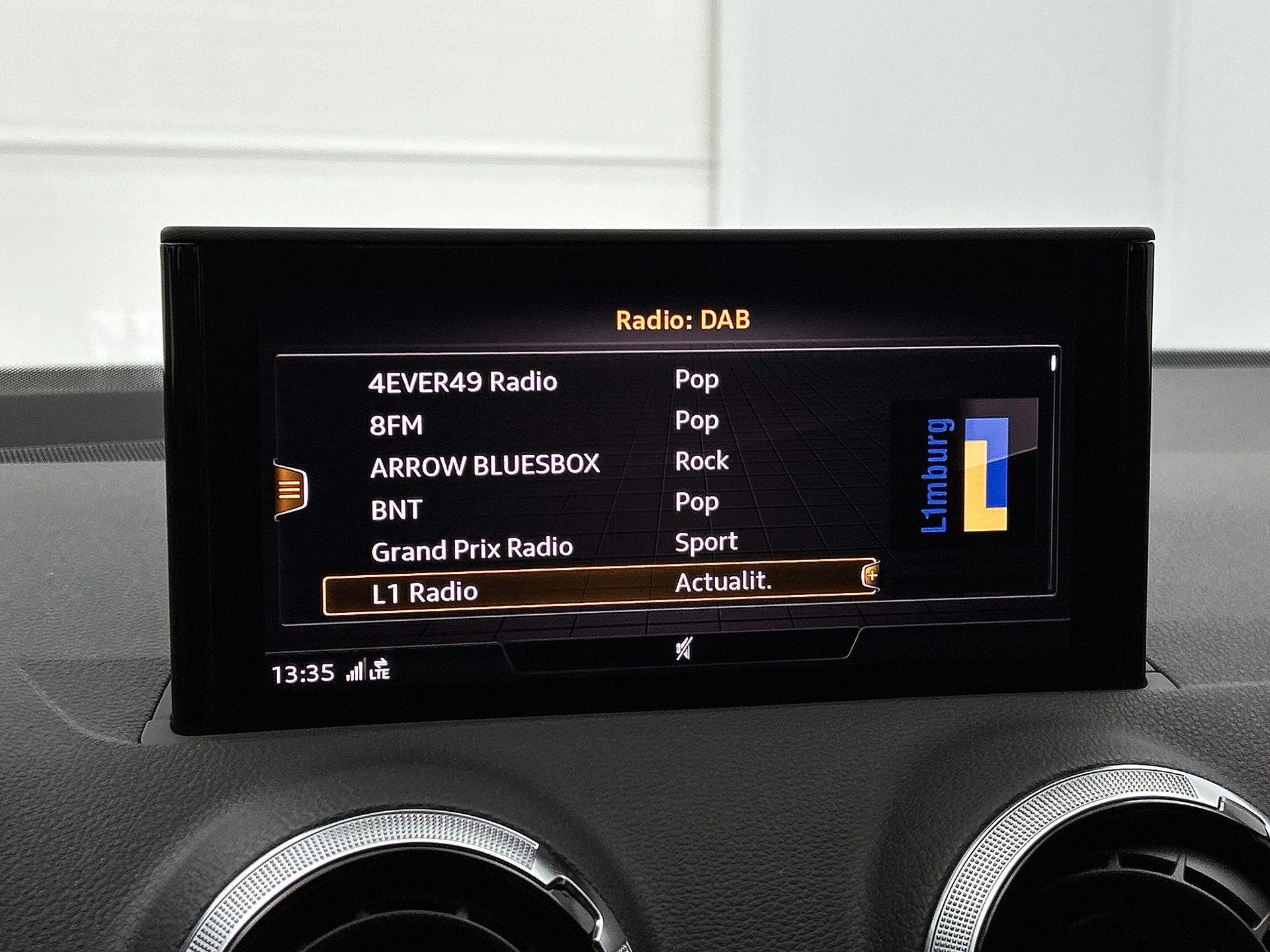 Audi-Q2-image-6