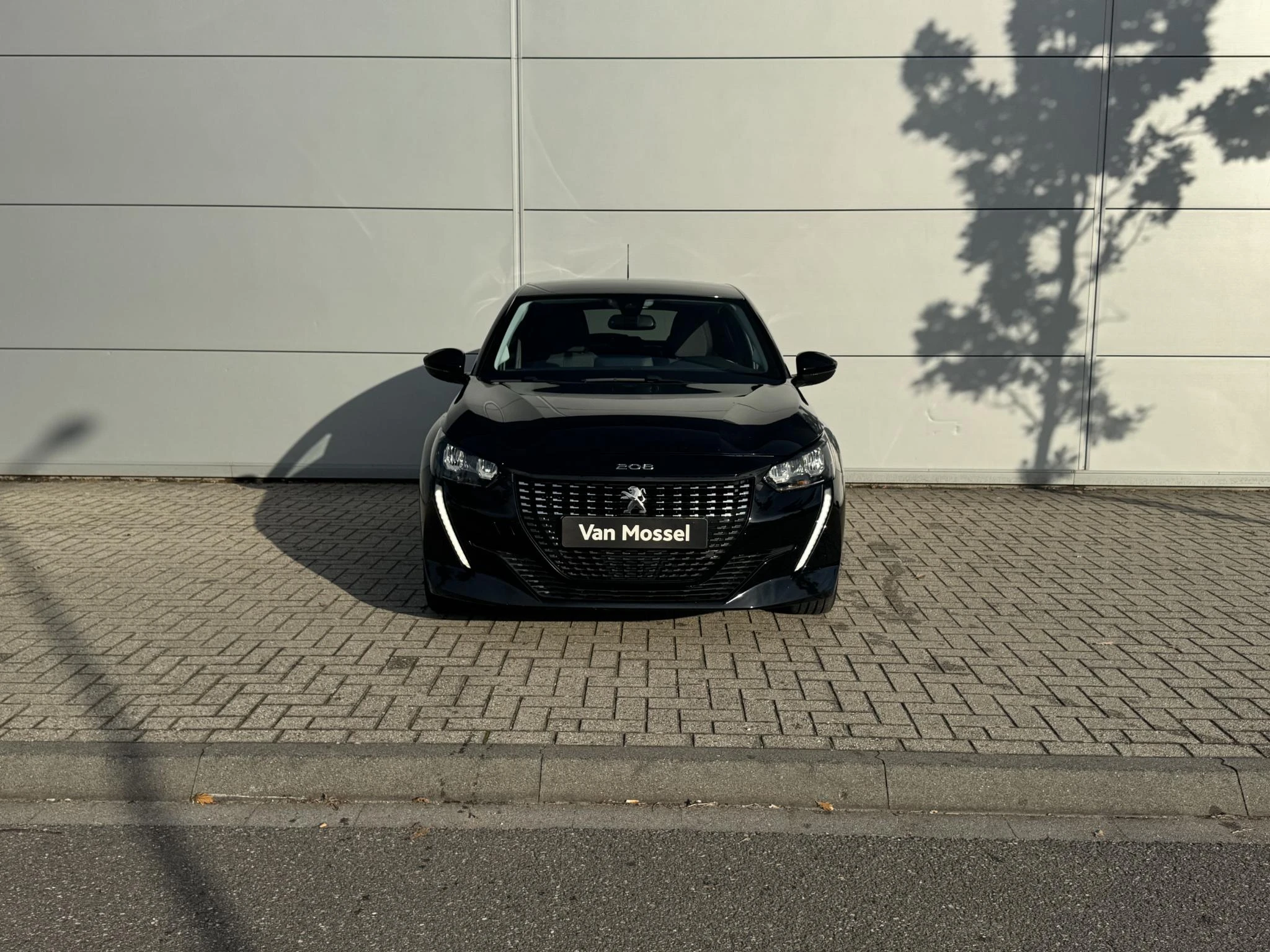 Peugeot-208-image-8
