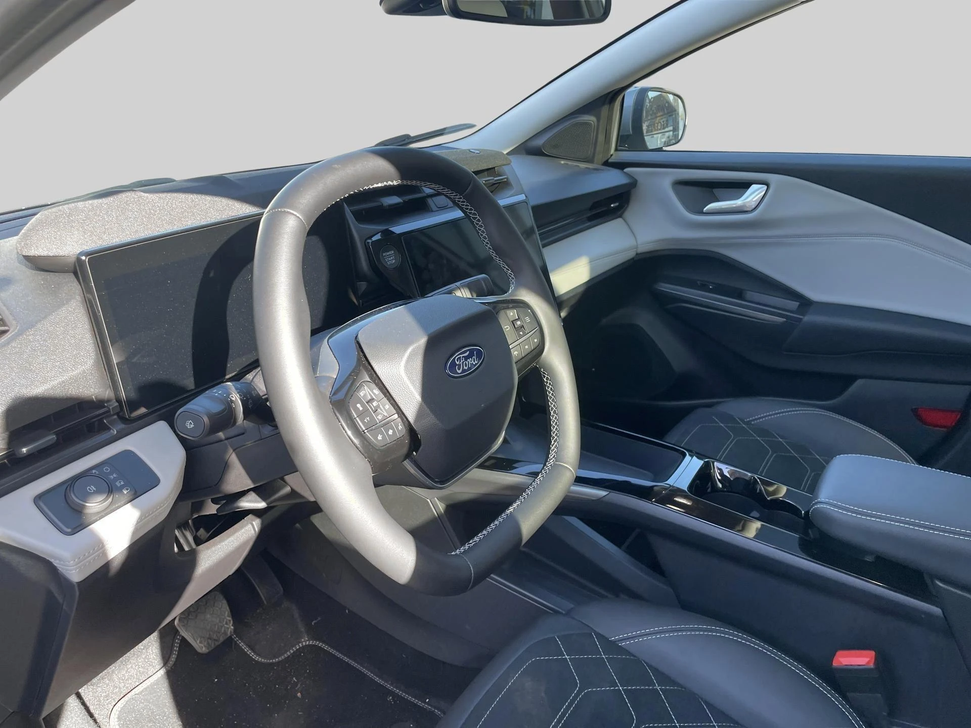 Ford Puma BEV Gen-E Premium - Pano Dak - Driver Assistance