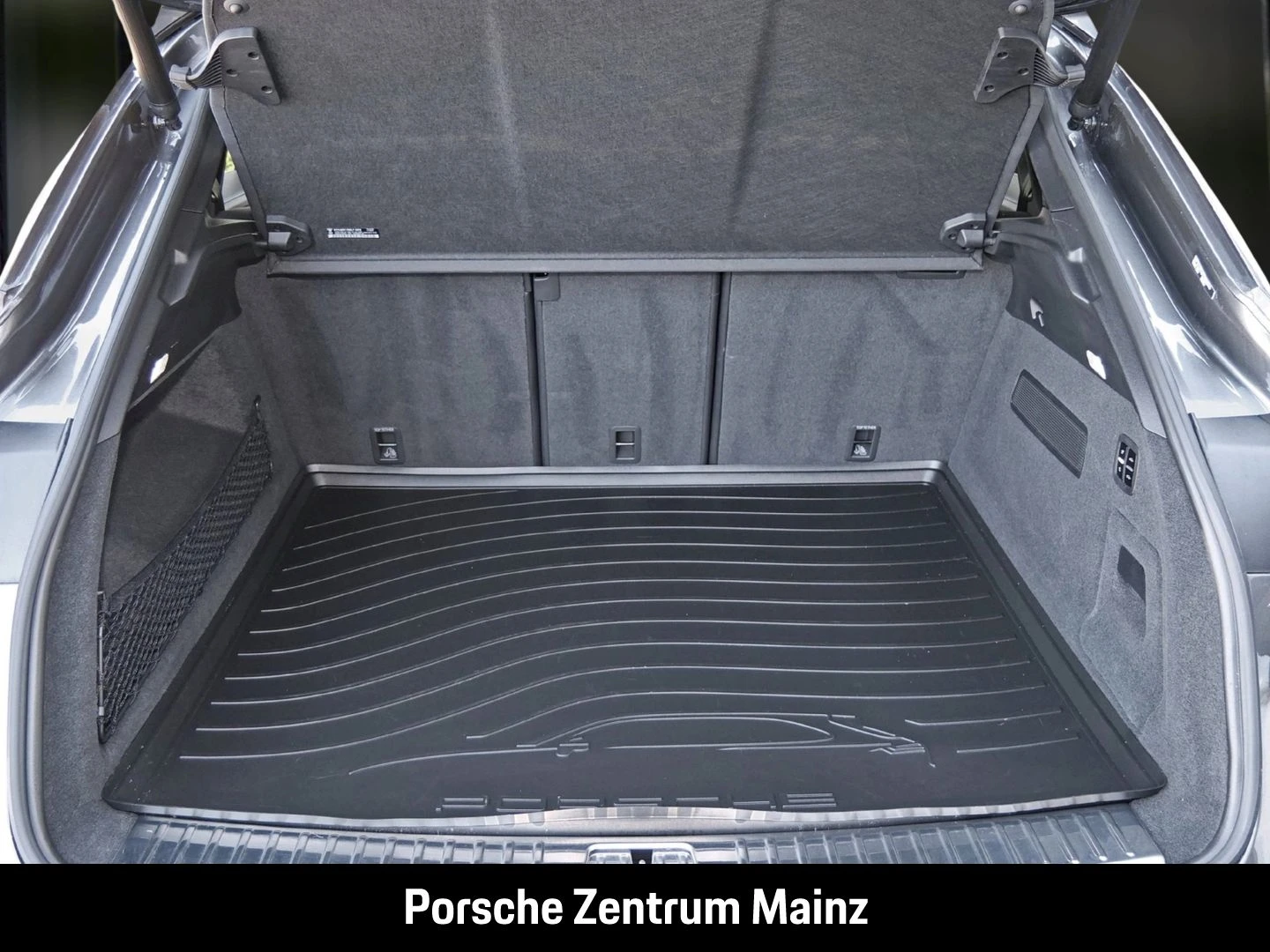 Porsche-Cayenne-image-32
