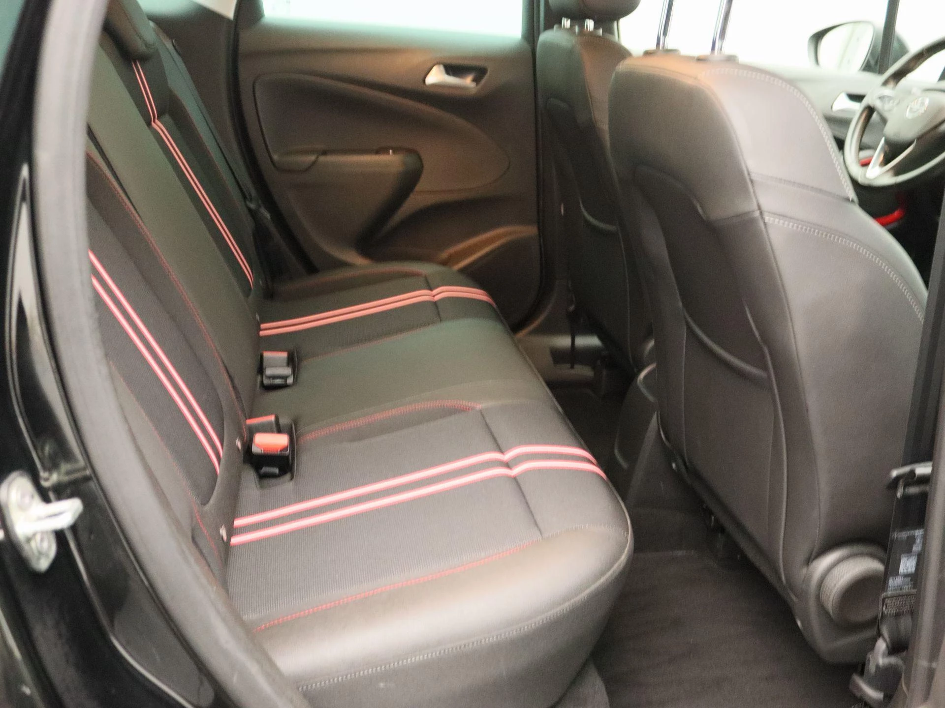 Opel-Crossland-image-26