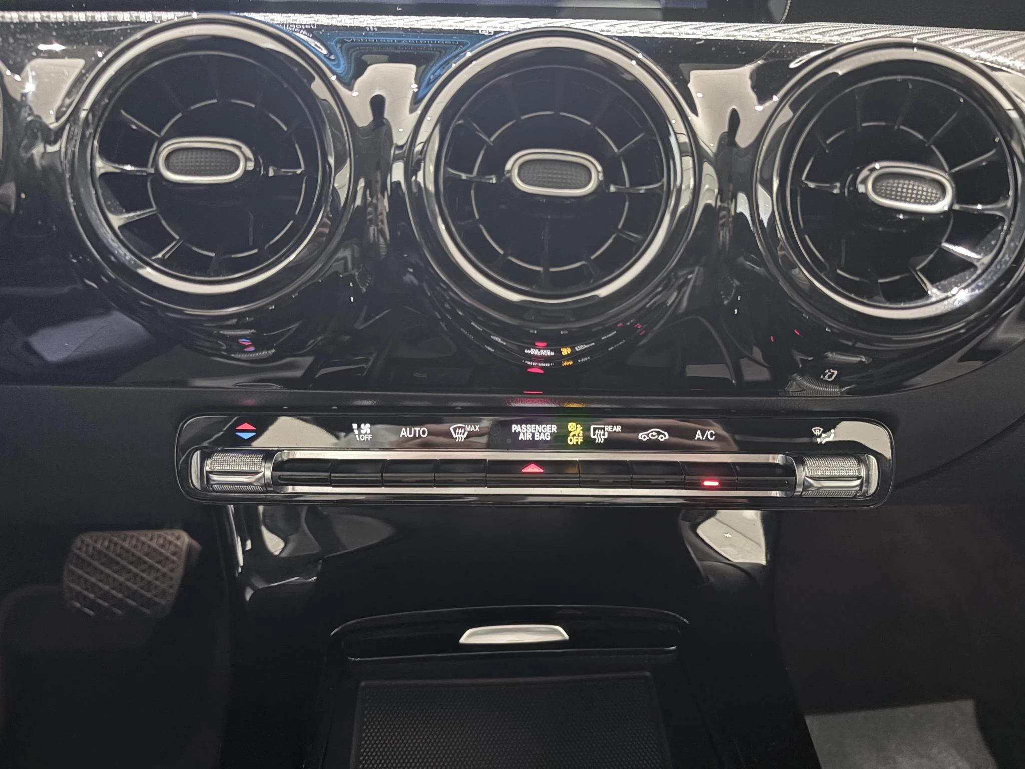 Mercedes-Benz-A-Klasse-image-27