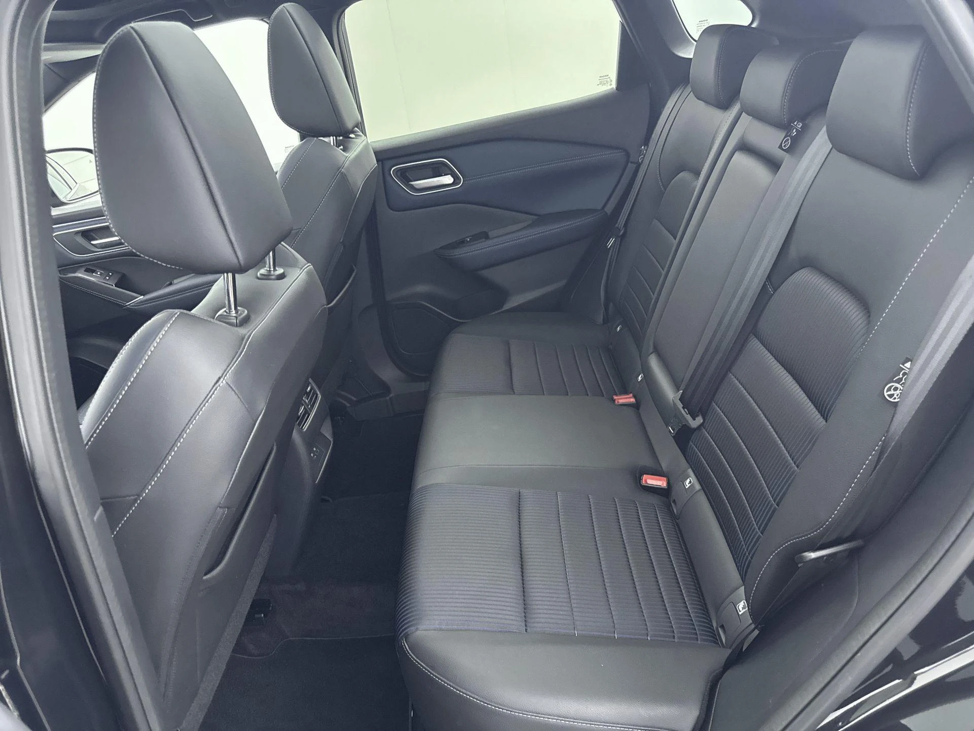 Nissan-QASHQAI-image-25