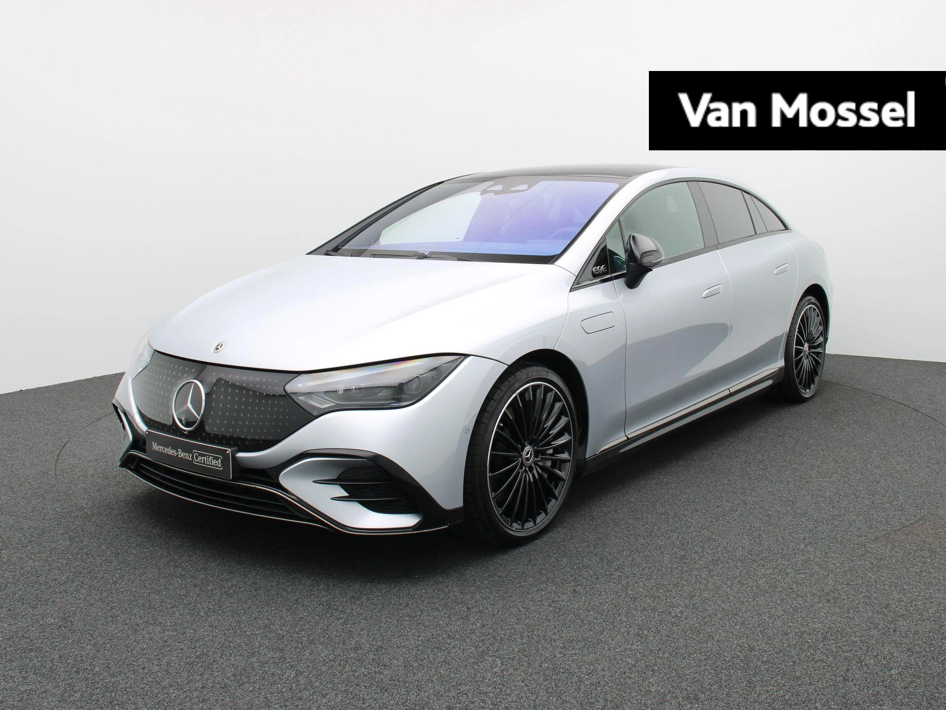 Mercedes-Benz-EQE-image-0
