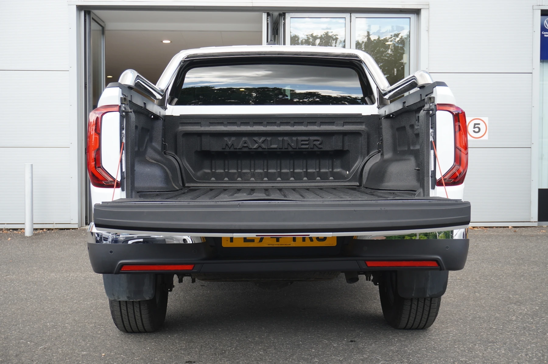 Volkswagen-Amarok-image-20