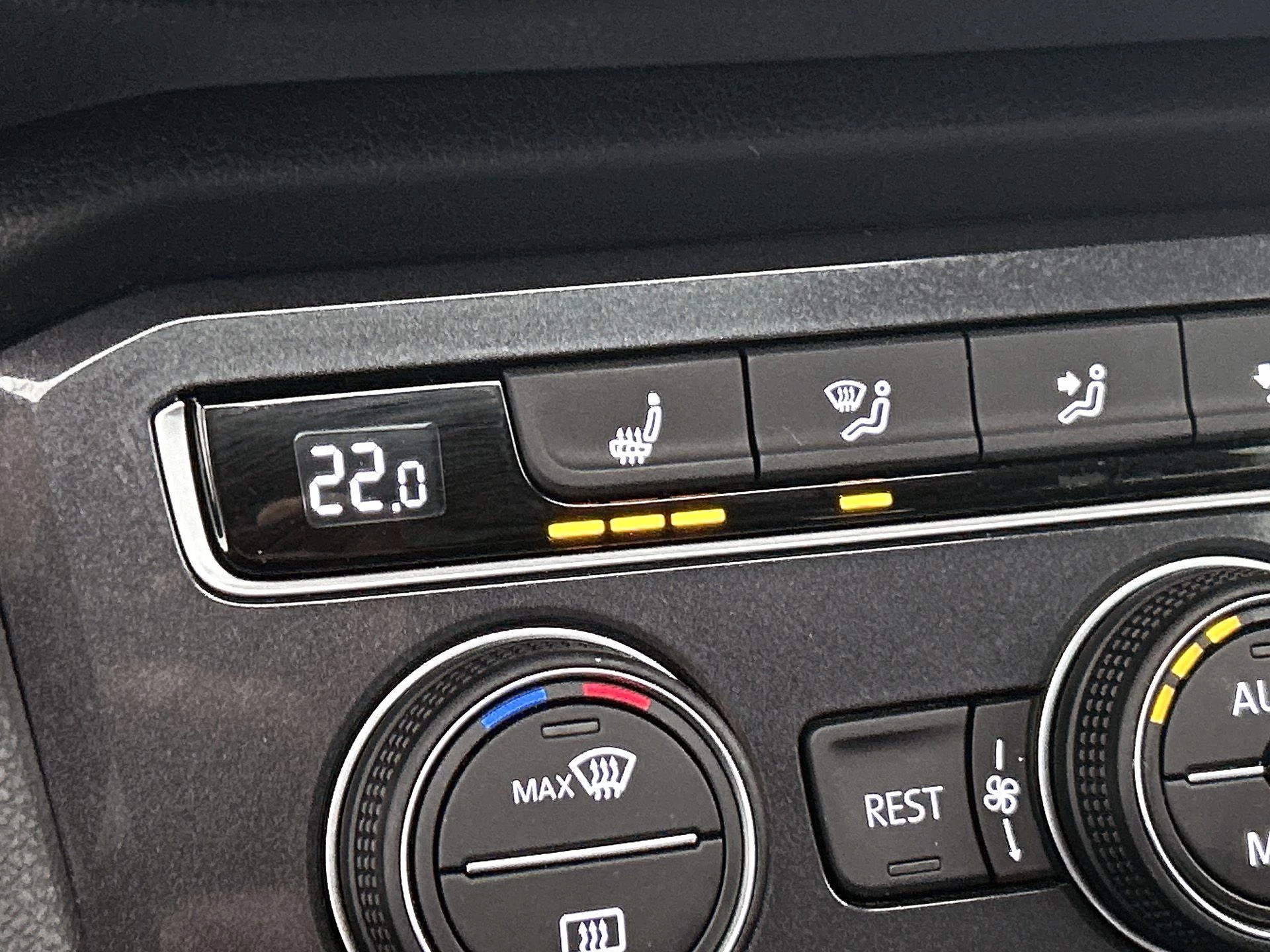 Volkswagen-Tiguan Allspace-image-7