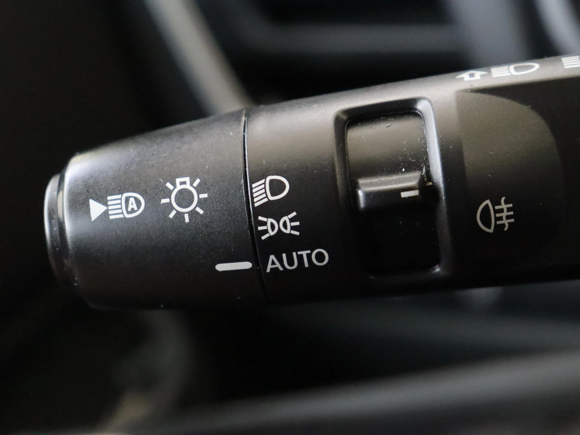 Nissan-QASHQAI-image-22