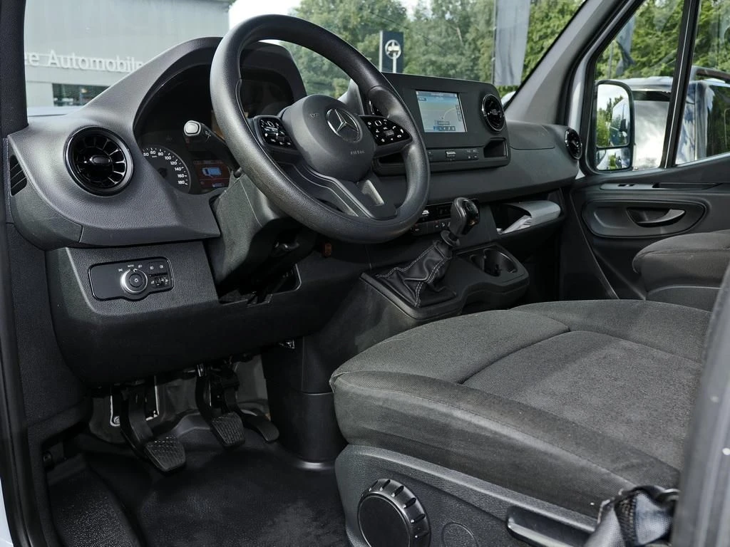 Mercedes-Benz-Sprinter 317-image-6