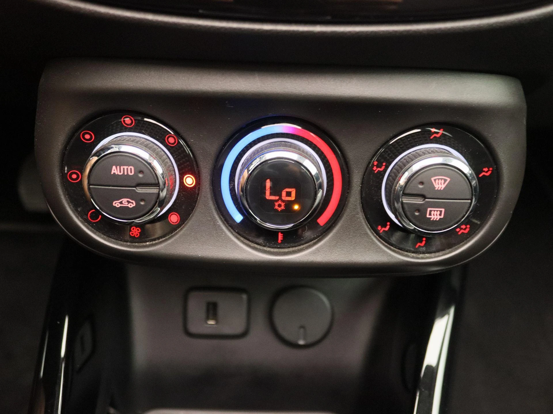 Opel-ADAM-image-9