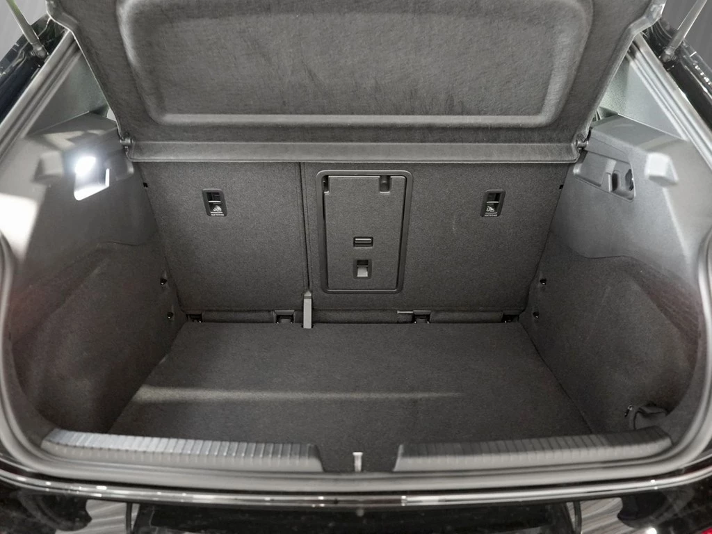 Volkswagen ID.3 Pro electric 150kw *Wärmepumpe*Panorama*Area View* Head-up*IQ-Light*Navi*Travel Assist*uvm...