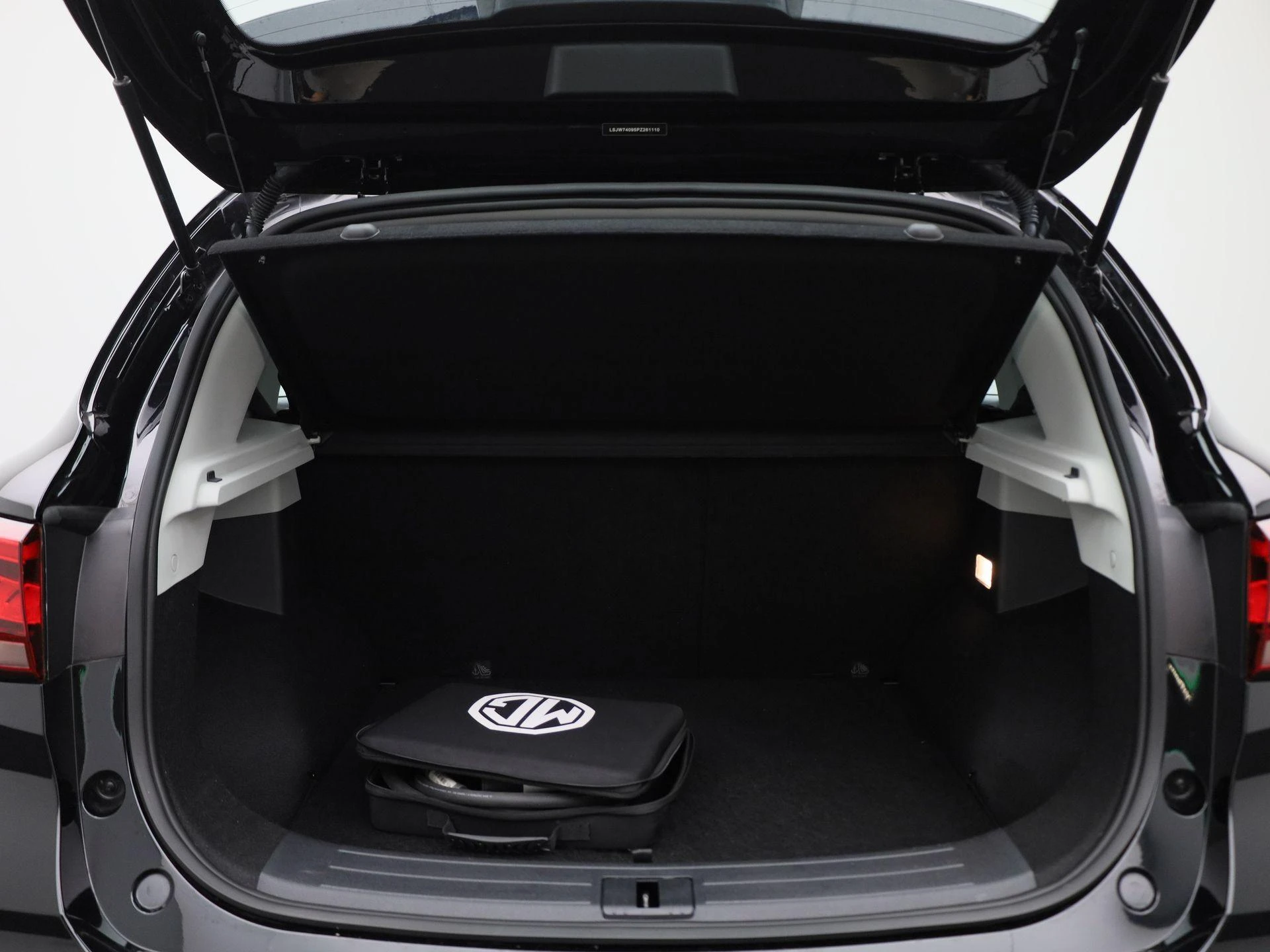 MG ZS EV - 14