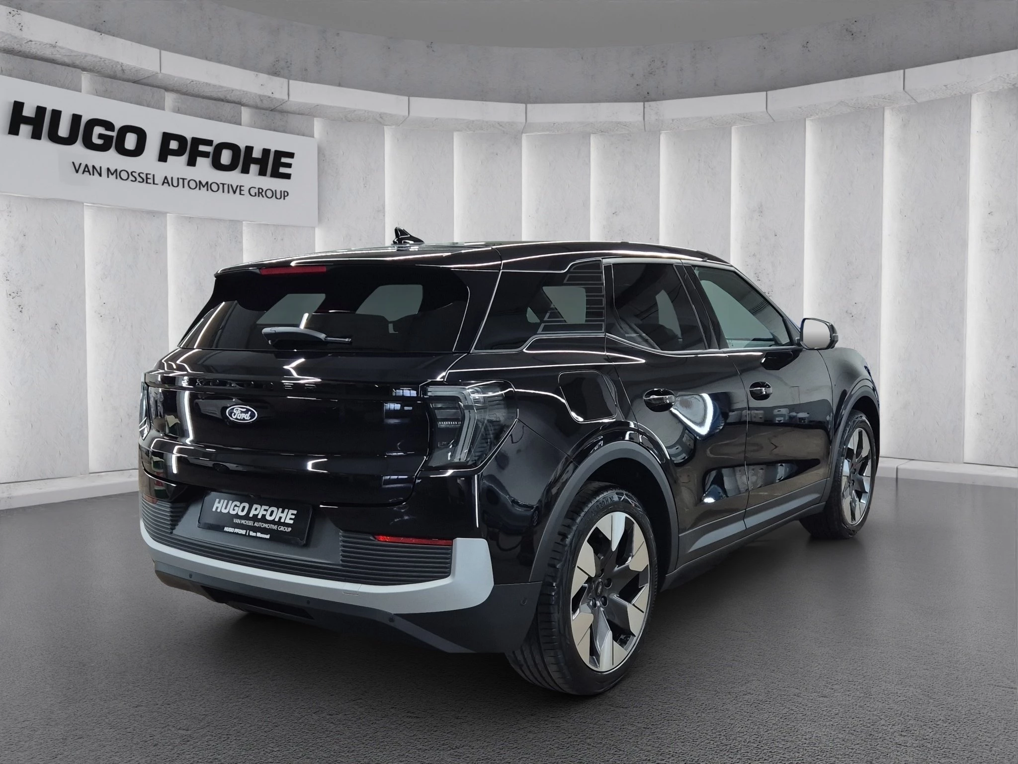 Ford Explorer BEV Premium SUV 77 kWh Elektromotor. 1-Gang-Automatik-Getriebe. Heckantrieb