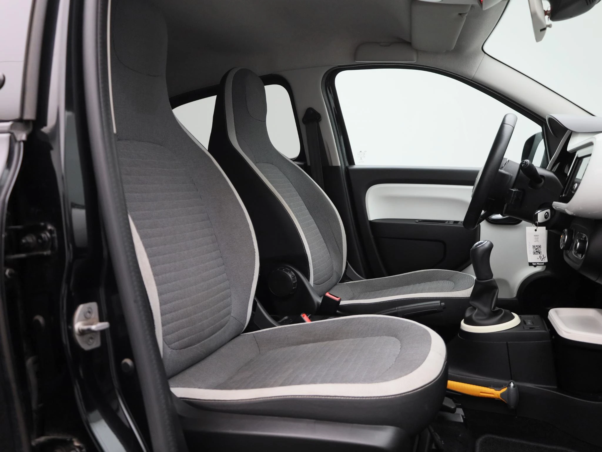 Renault-Twingo-image-25