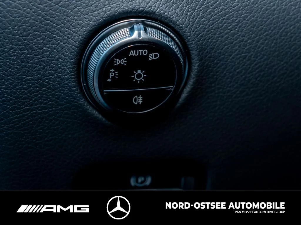 Mercedes-Benz GLC 300 d 4M AMG DISTRONIC AHK KEYLESS SHZ MBUX AMG LineX254 GLC 300 d 4M AMG DISTRONIC AHK KEYLESS SHZ MBUX AMG Line