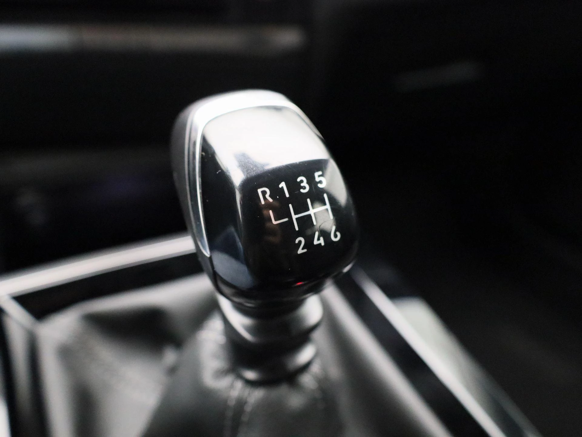 Opel-Astra-image-22