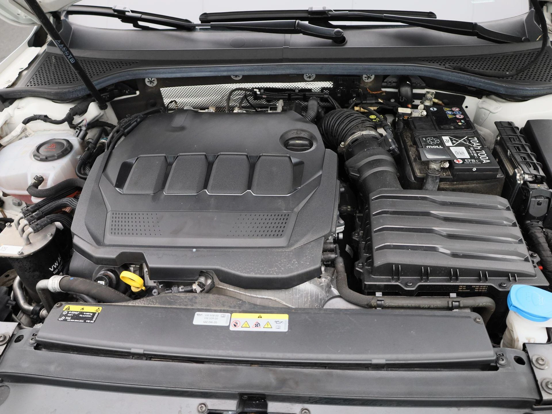 Volkswagen-Passat-image-41