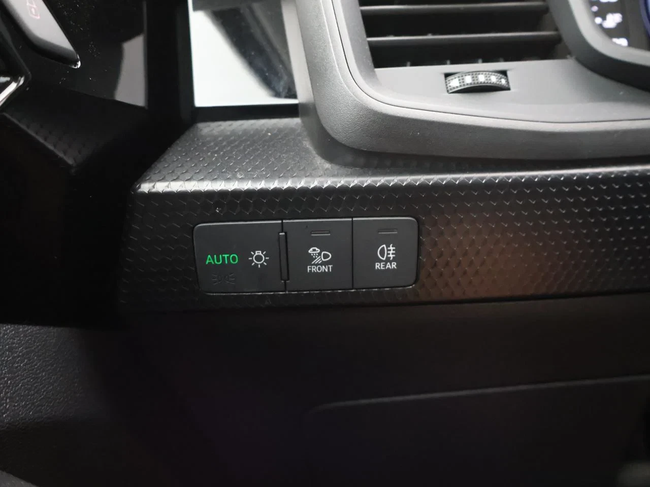 Audi A1 Sportback Audi A1 Sportback Advanced 25TFSI 95PK *AUTOMAAT*VIRTUAL COCKPIT*PDC*NAVI*APP-CONNECT*CRUISE*AIRCO*...*
