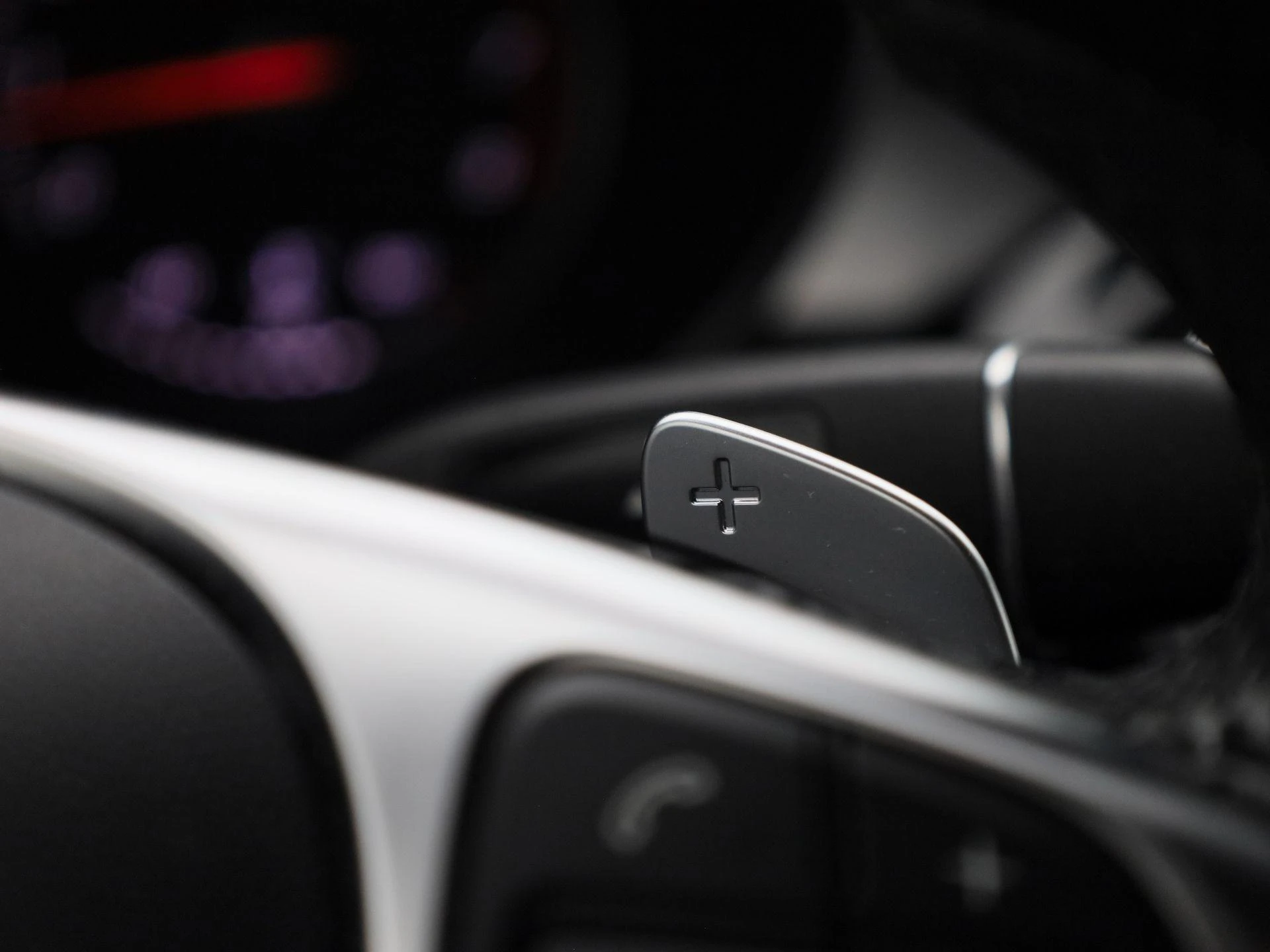 Mercedes-Benz-C-Klasse-image-23