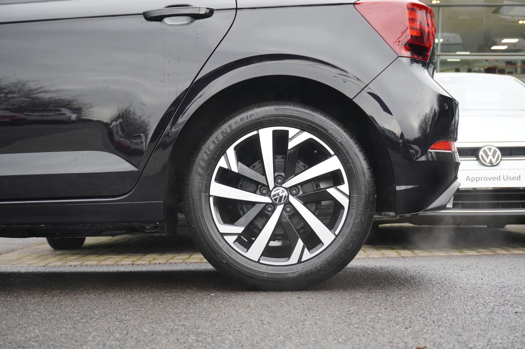 Volkswagen-Polo-image-20