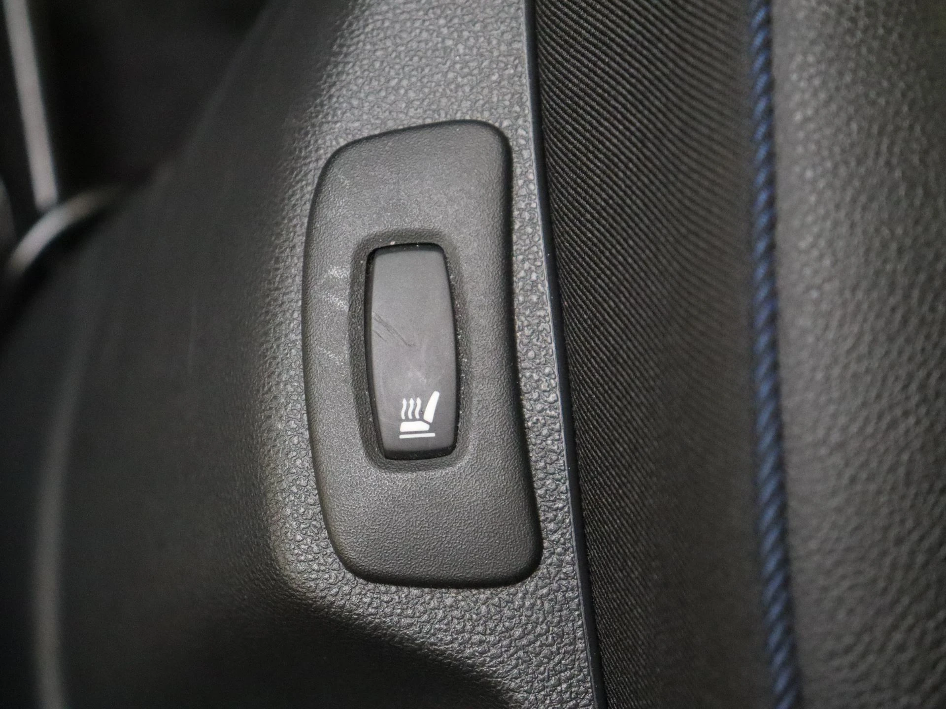 Renault-Captur-image-22