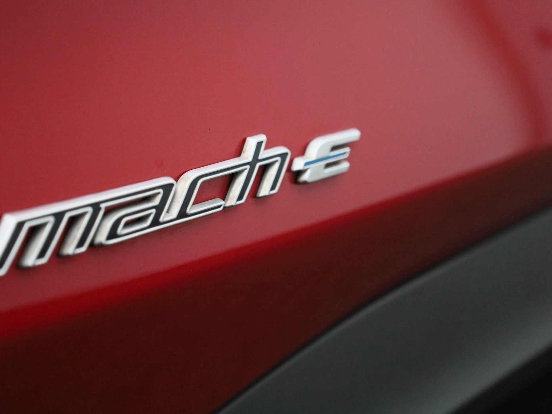 Ford-Mustang Mach-E-image-18