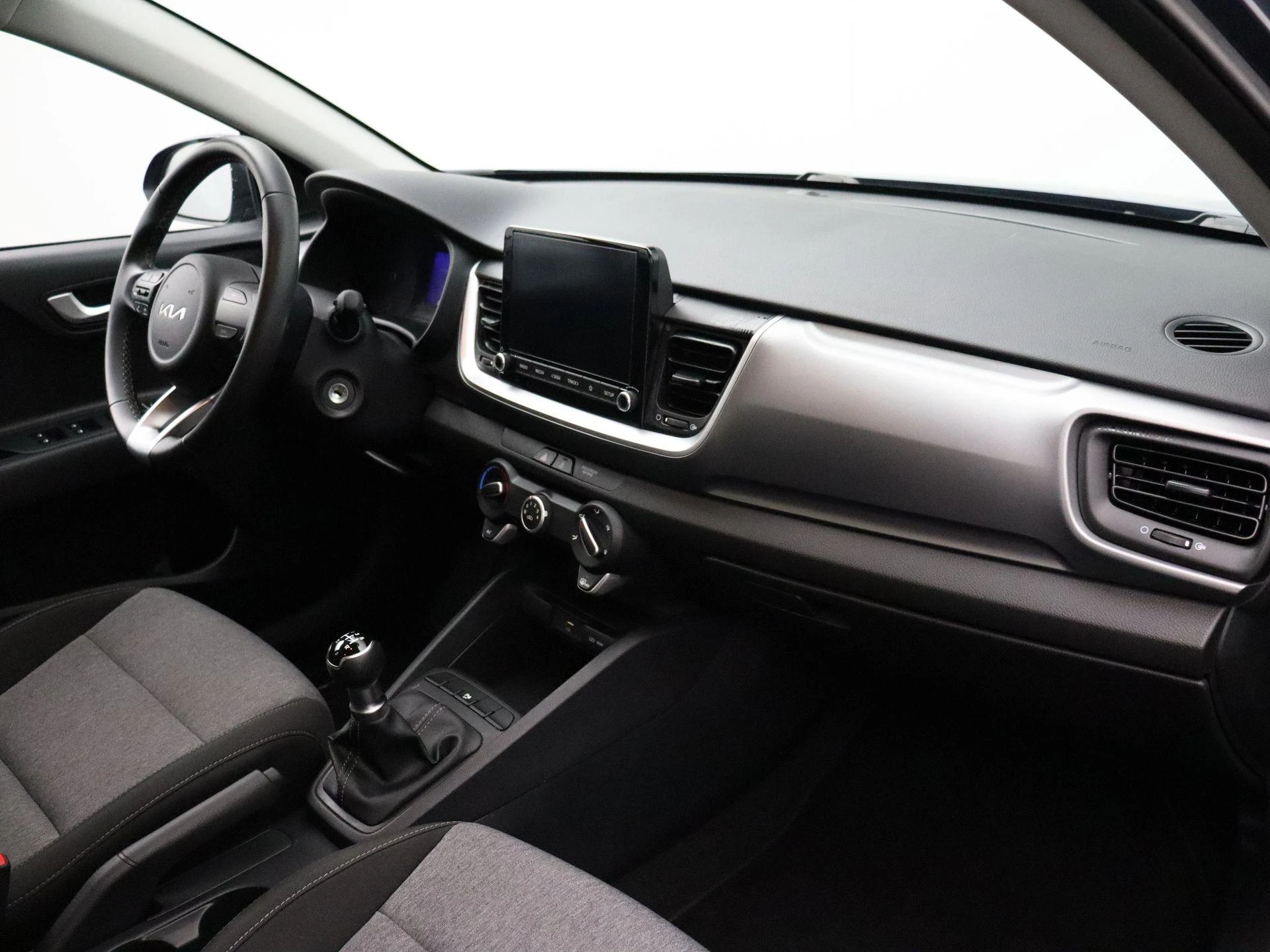 Kia-Stonic-image-14