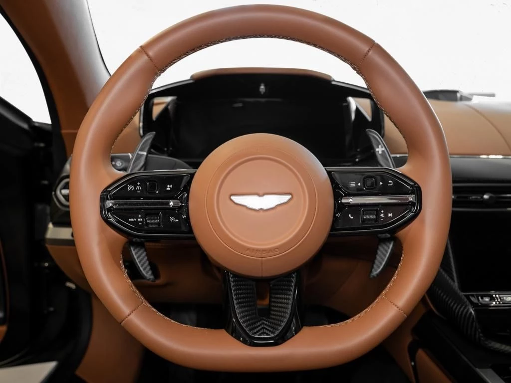 Aston Martin Vanquish Coupe Aston Martin Hamburg