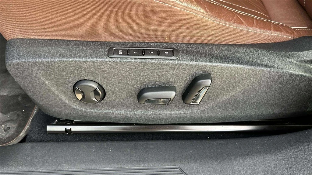 Škoda-Enyaq iV-image-10