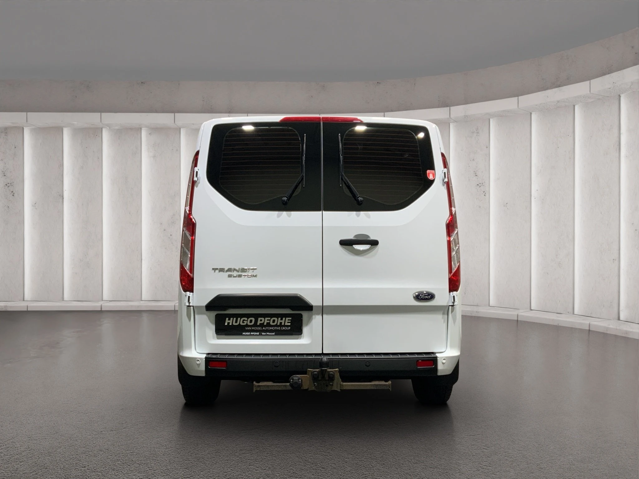 Ford-Transit Custom-image-3