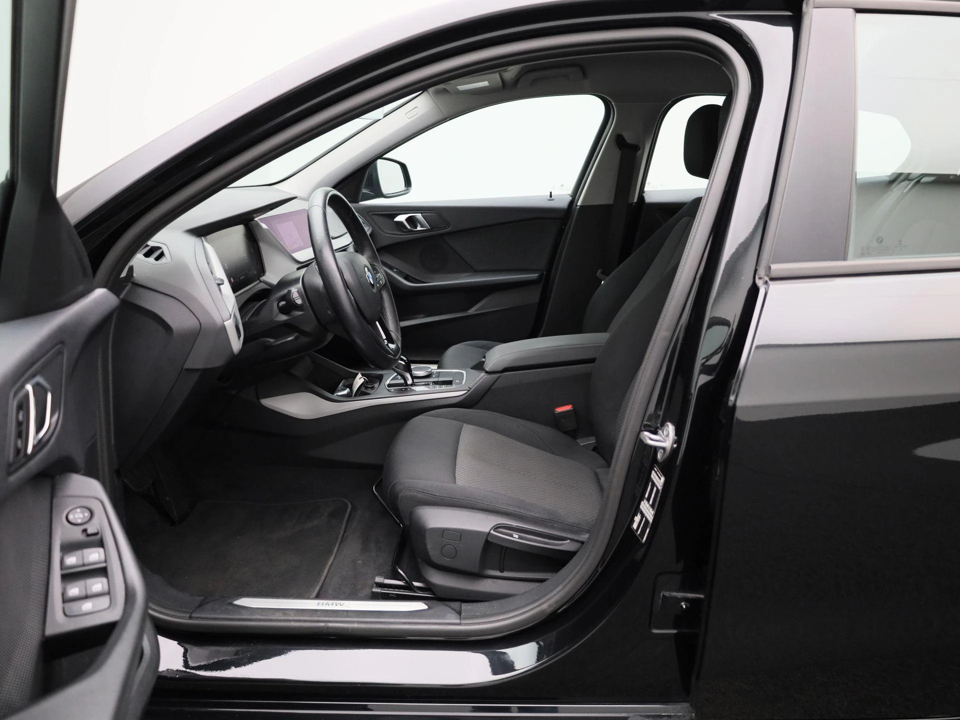 BMW-1 Reeks-image-8