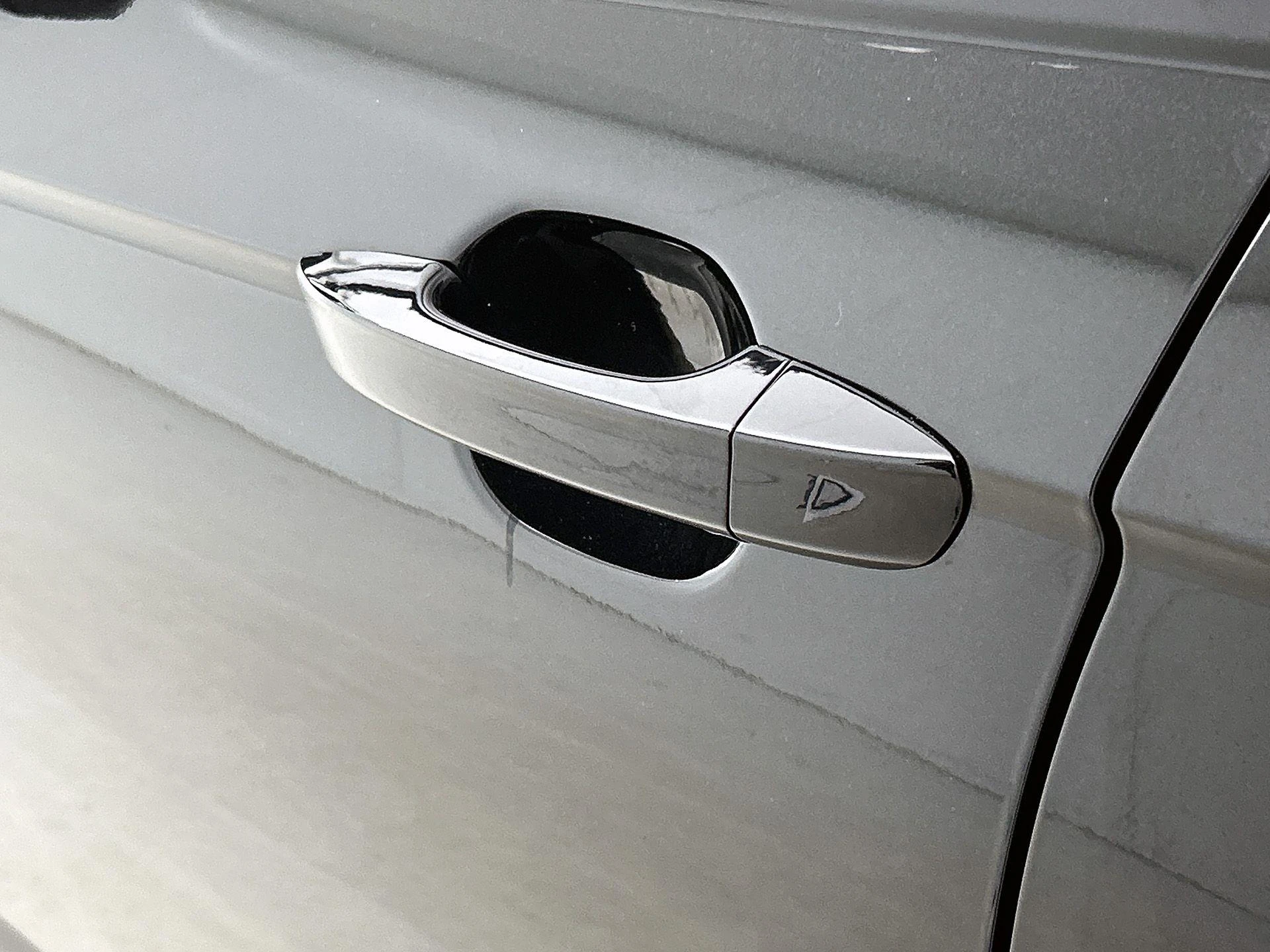 Volkswagen-Polo-image-20