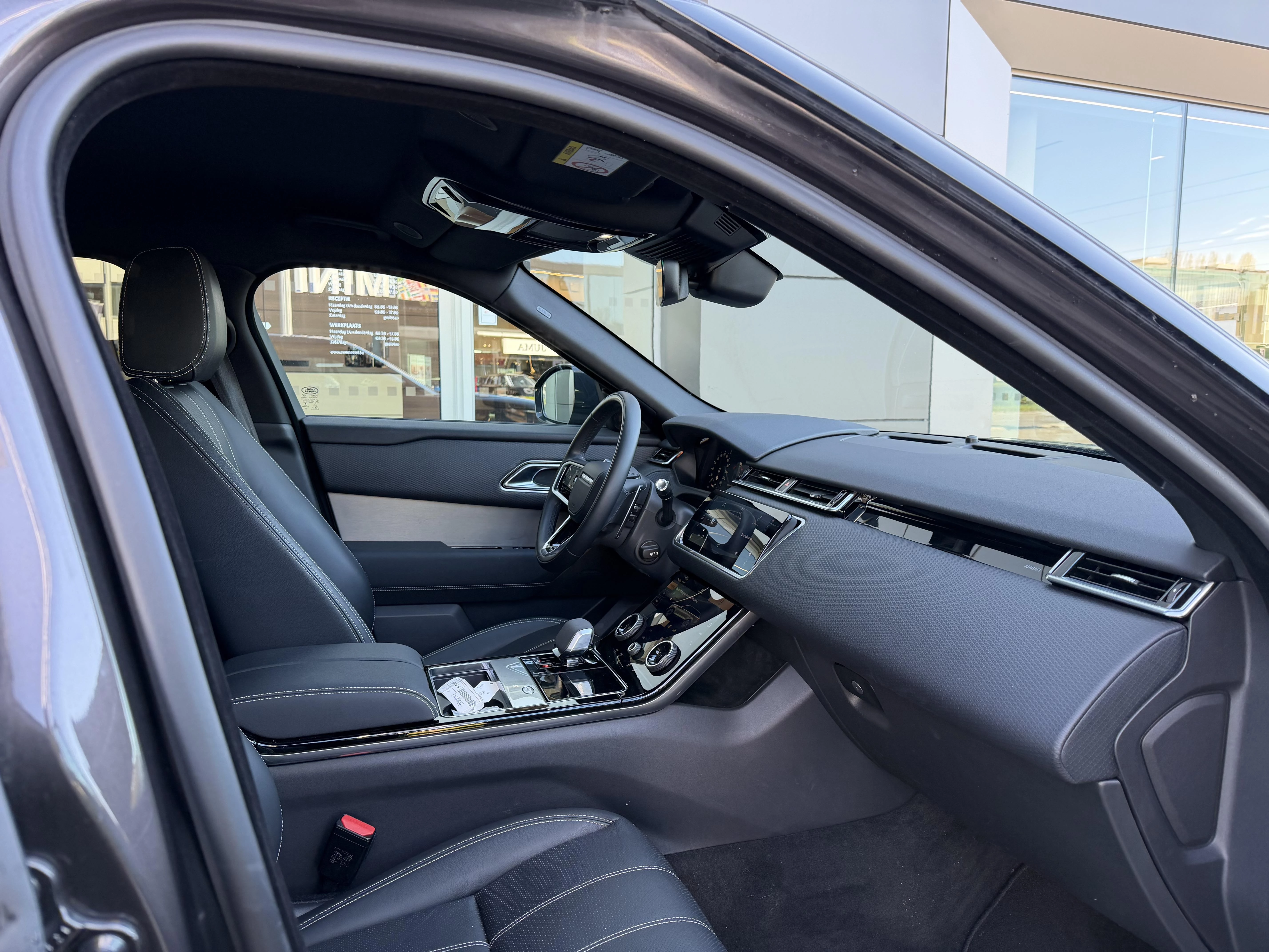 Land Rover Range Rover Velar P400e R-Dynamic S