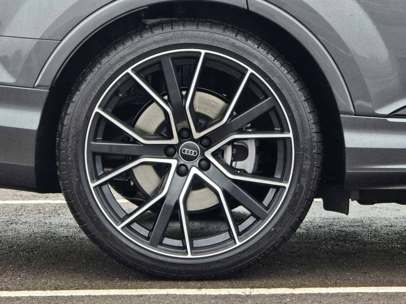 Audi-Q7-image-4