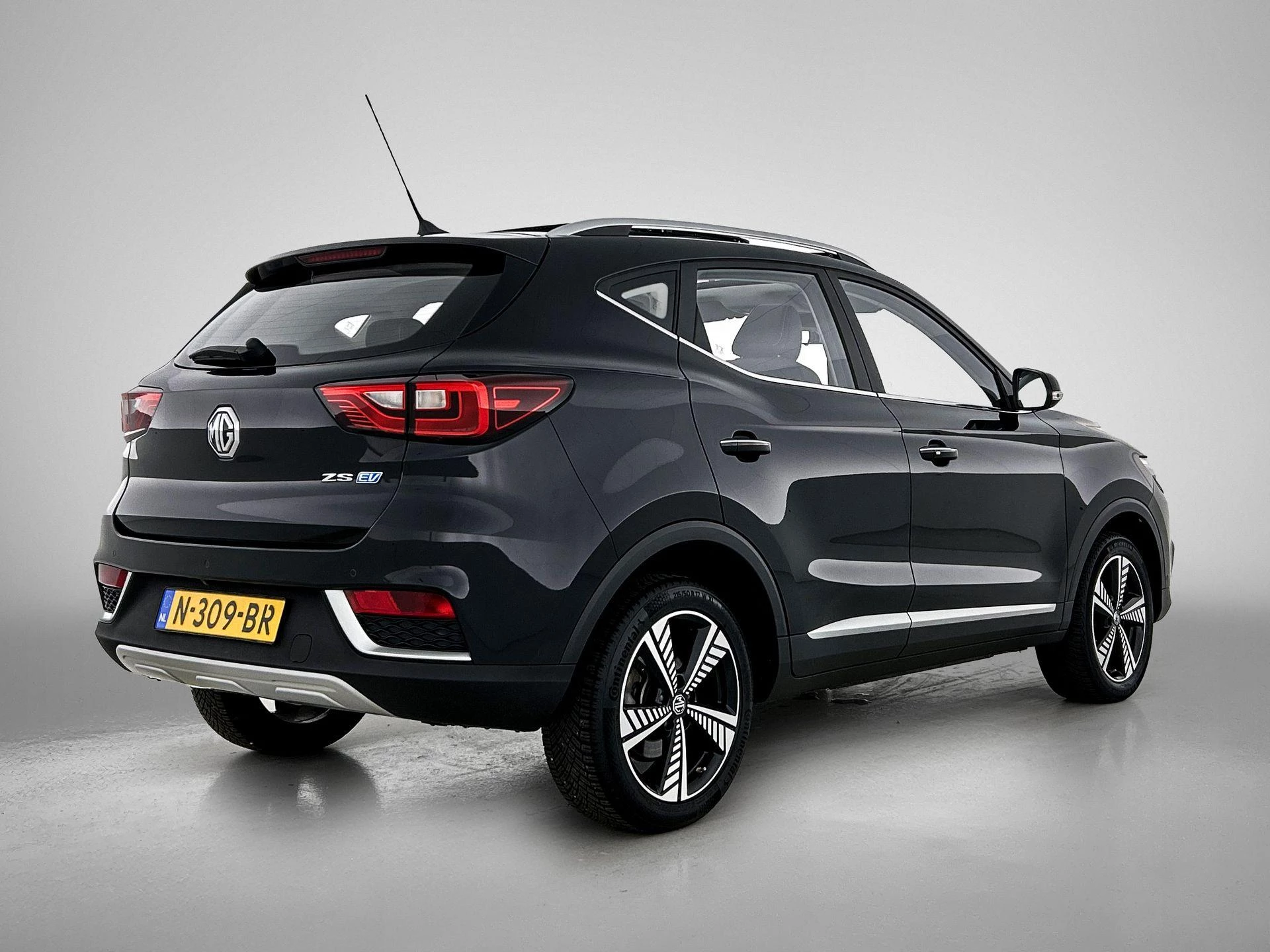 MG ZS EV Luxury 45 kWh