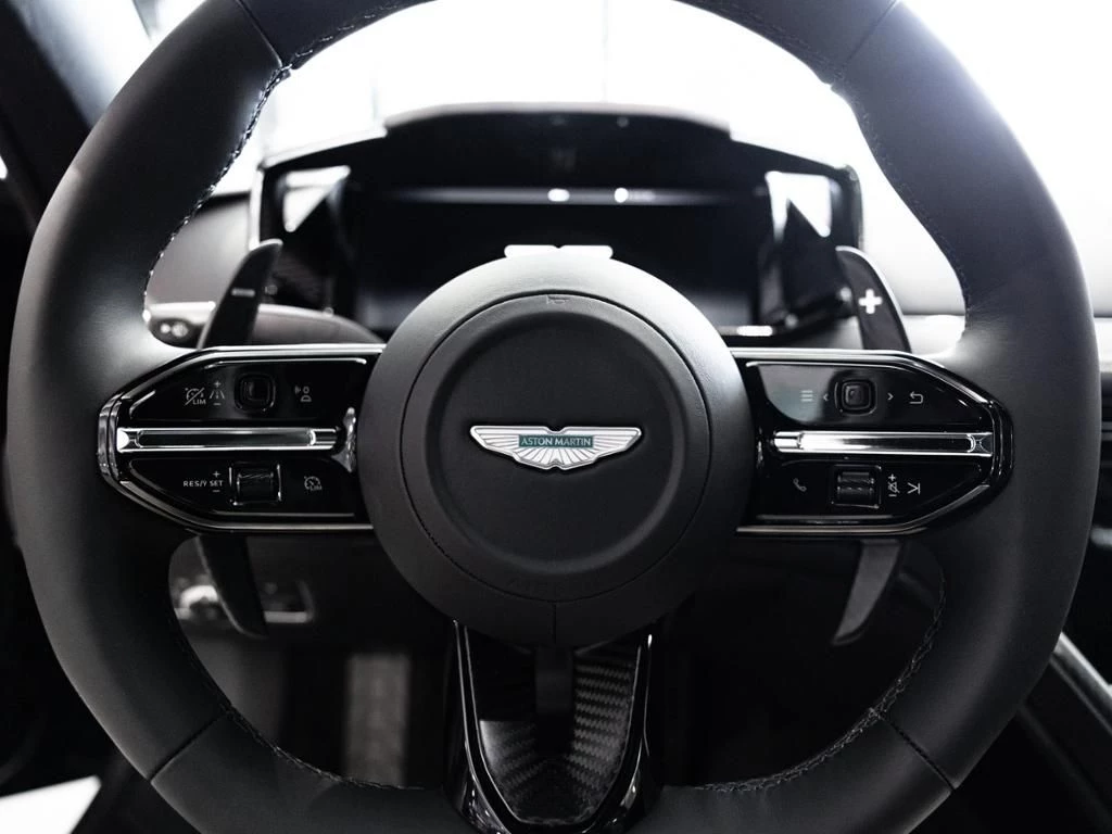 Aston Martin DB12 S Coupe Aston Martin Hamburg