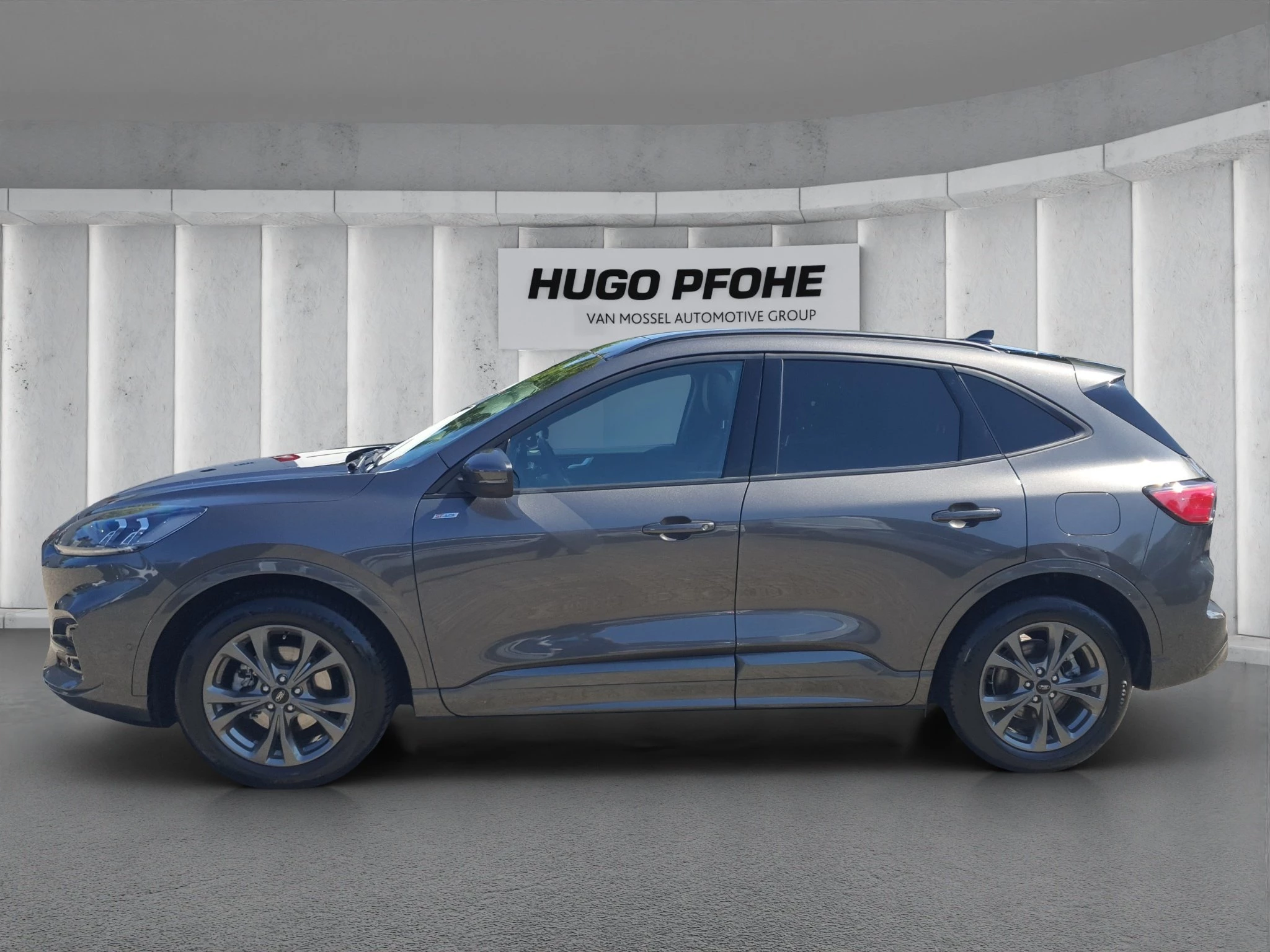 Ford Kuga ST-Line X*PANO*AHK*KAM*ACC*NAVI*SOUND-SYS.