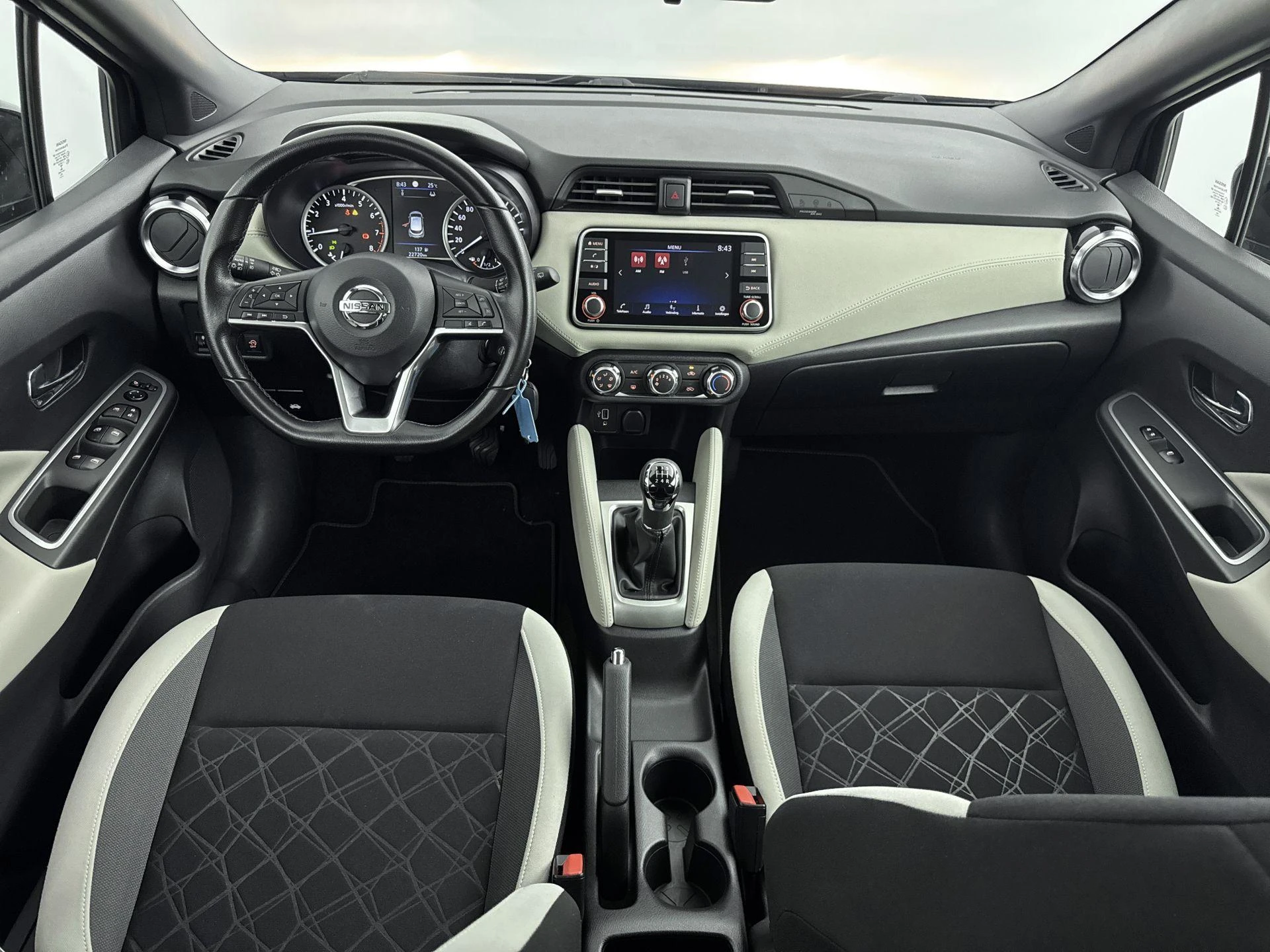 Nissan-Micra-image-19