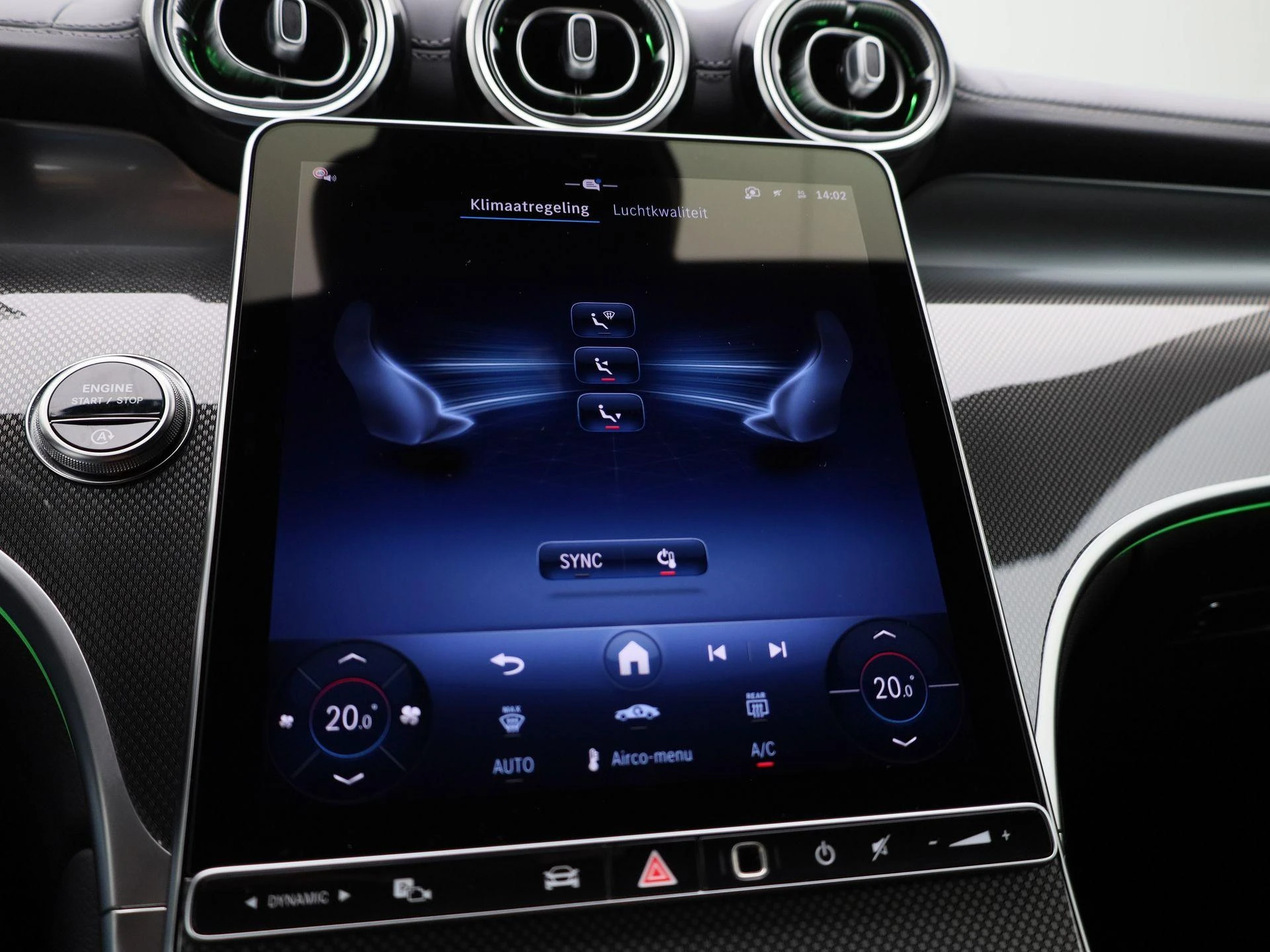 Mercedes-Benz-GLC-image-18