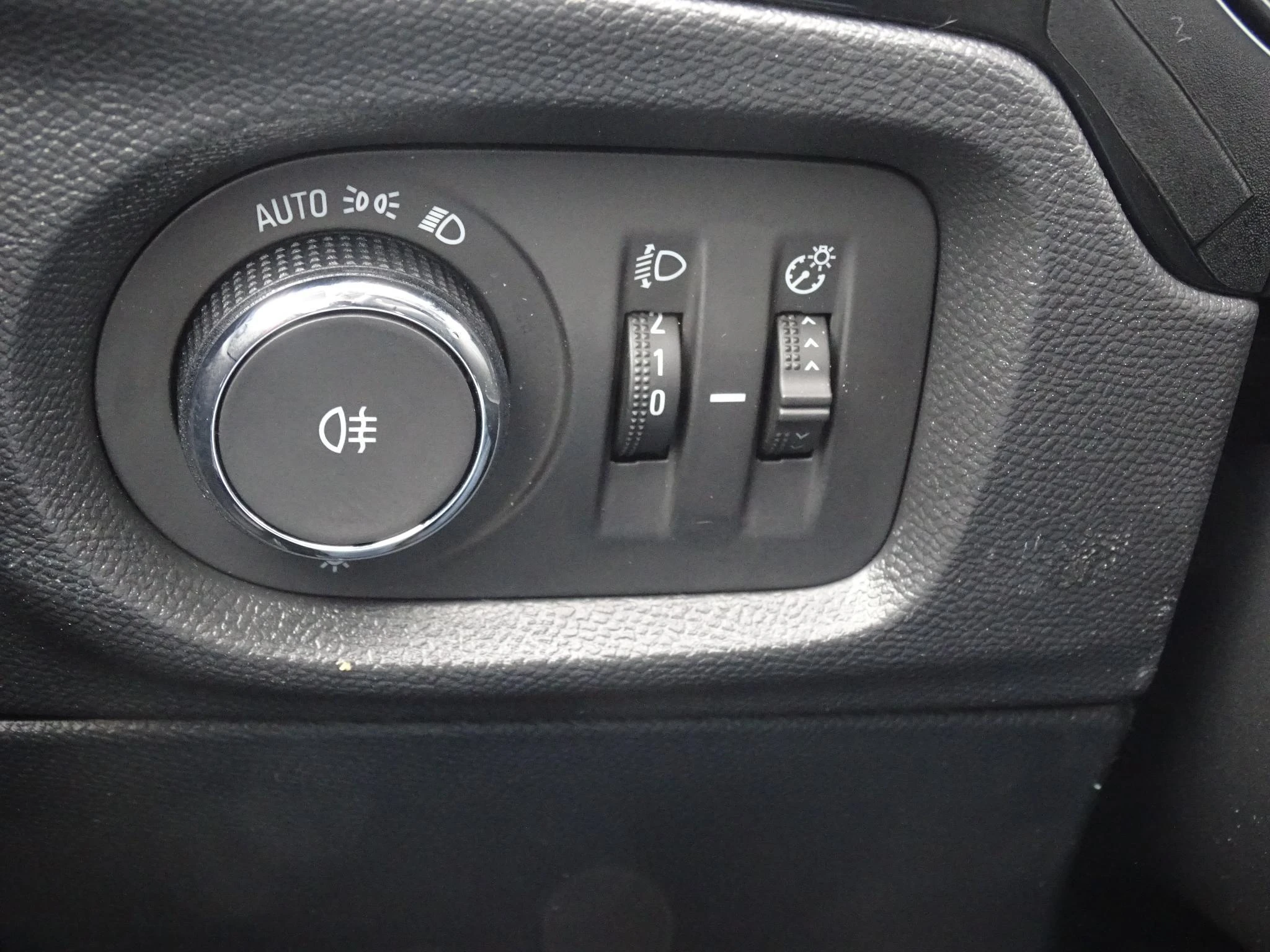 Opel-Corsa-image-19