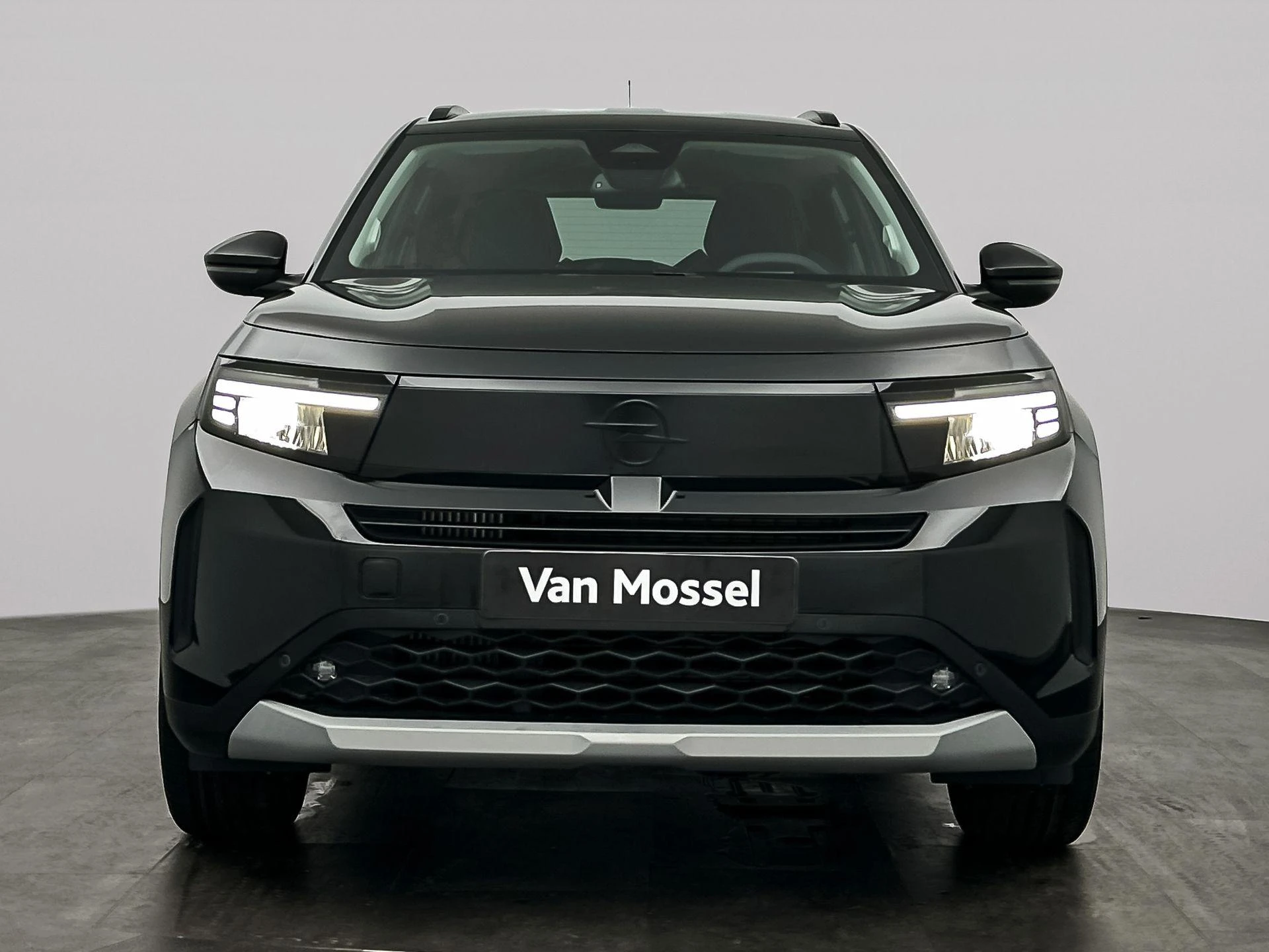 Opel-Frontera-image-5