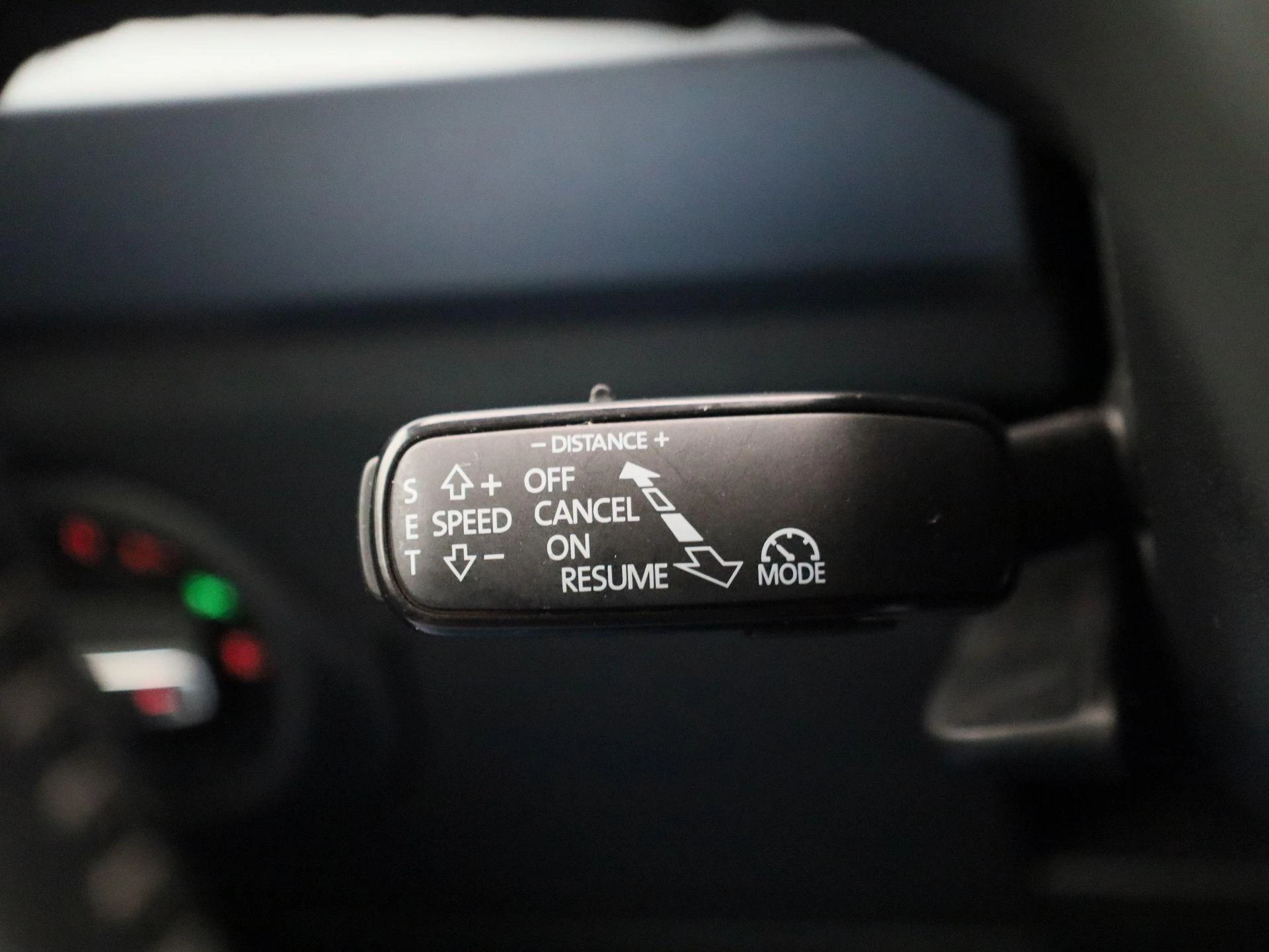 SEAT-Arona-image-20