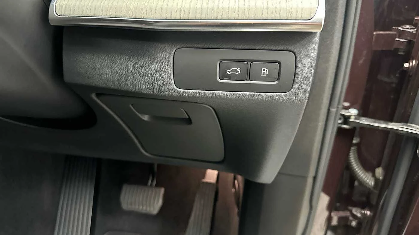Volvo-XC90-image-27
